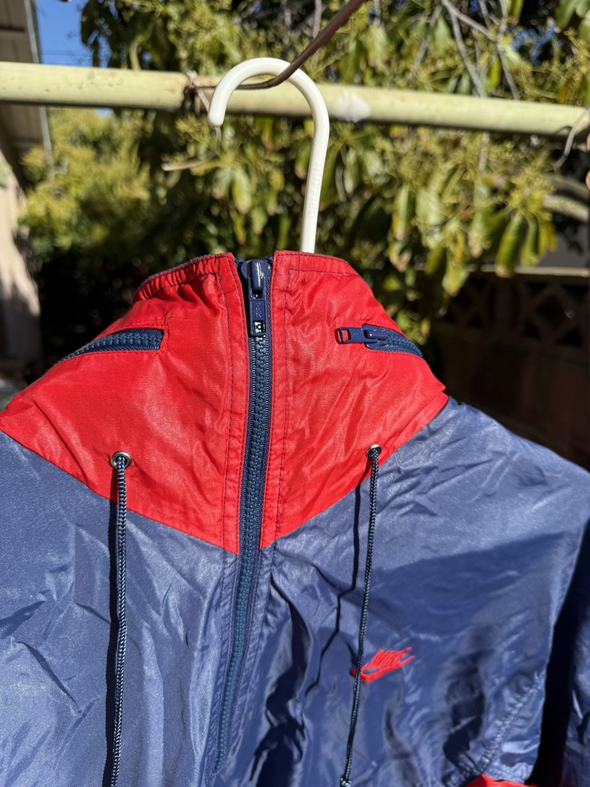 Nike Vintage 80’s Nike windbreaker in amazing condition! Size US L / EU 52-54 / 3 - 2 Thumbnail