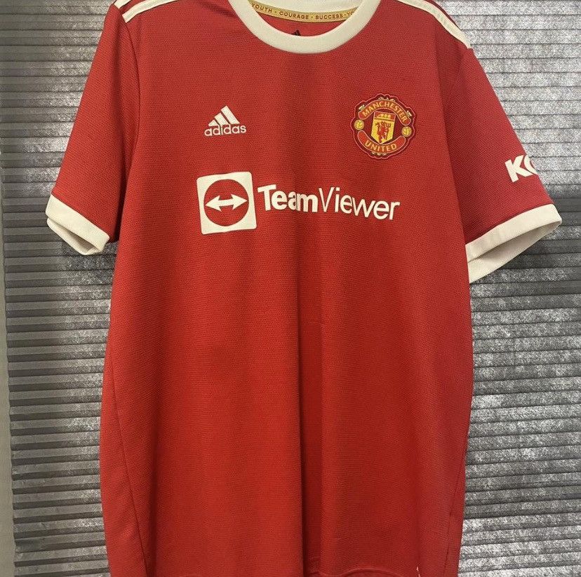 Manchester United 2021/22 Home Jersey