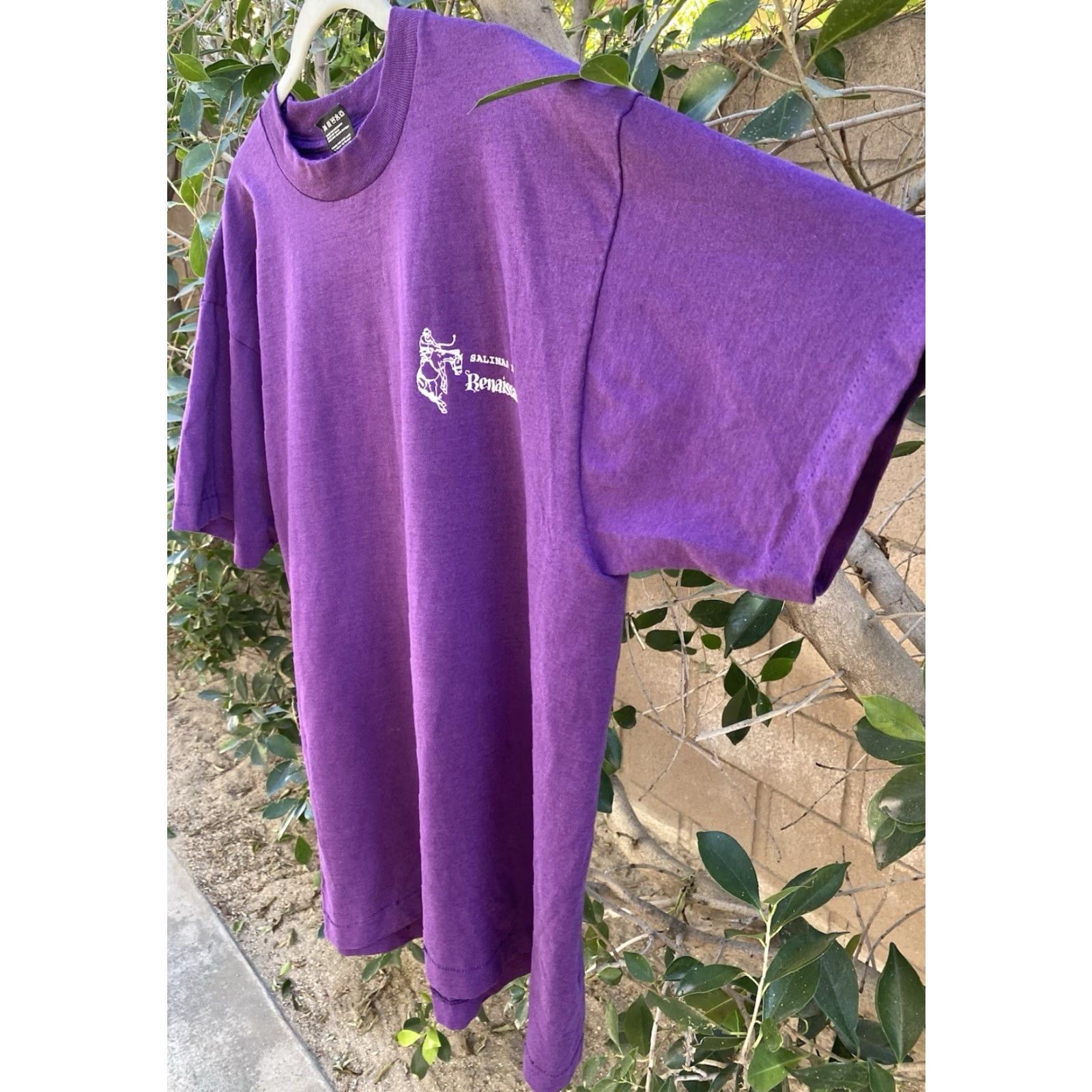 Vintage VINTAGE Best Salinas High Renaissance T Shirt XL Purple Cowboy Rodeo USA Made 90s Mens Shirt Graphics 90s USA Cowboy Bronco Kid? Size US XL / EU 56 / 4 - 6 Thumbnail