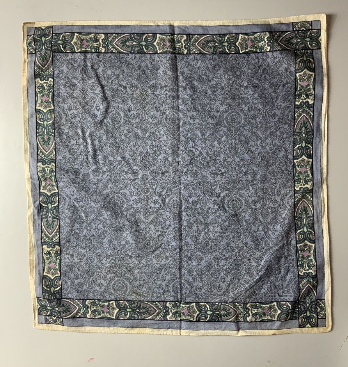 Vintage Rudolph Valentino Monogram Bandana handkerchief Size ONE SIZE - 4 Thumbnail