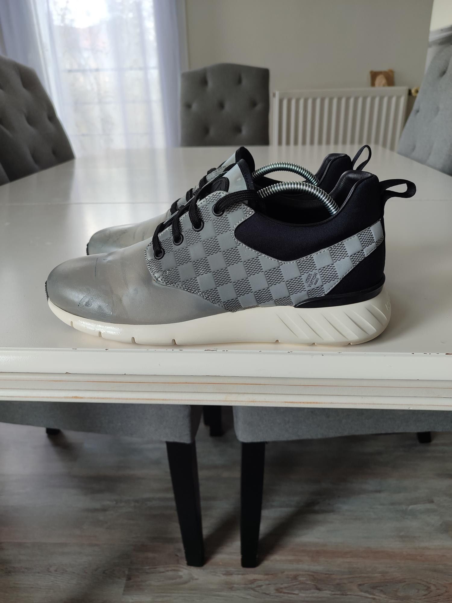 Louis Vuitton BASKETS LOUIS VUITTON FASTLANE Size US 7 / EU 40 - 1 Thumbnail