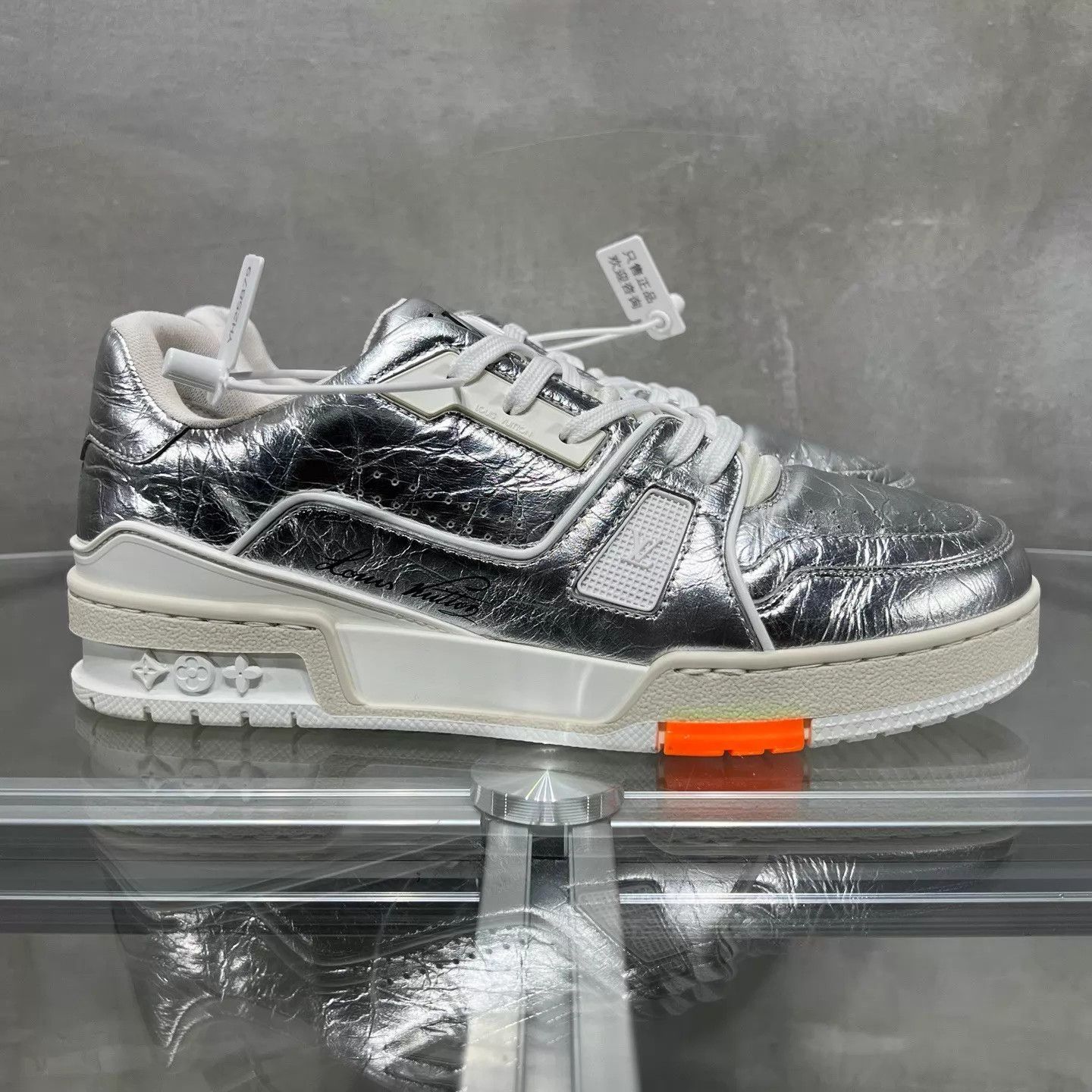 Louis Vuitton LV Trainer Silver Foil UK5.5 (39.5) YH25879 Size US 6.5 / EU 39-40 - 4 Thumbnail