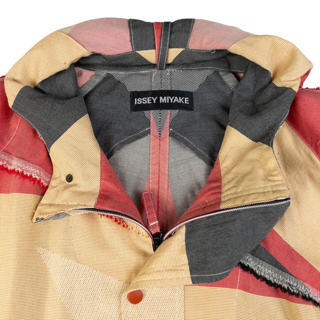 Issey Miyake Issey Miyake A-POC Inverted Seam Geometric Jacket Size XL Size US XL / EU 56 / 4 - 4 Thumbnail
