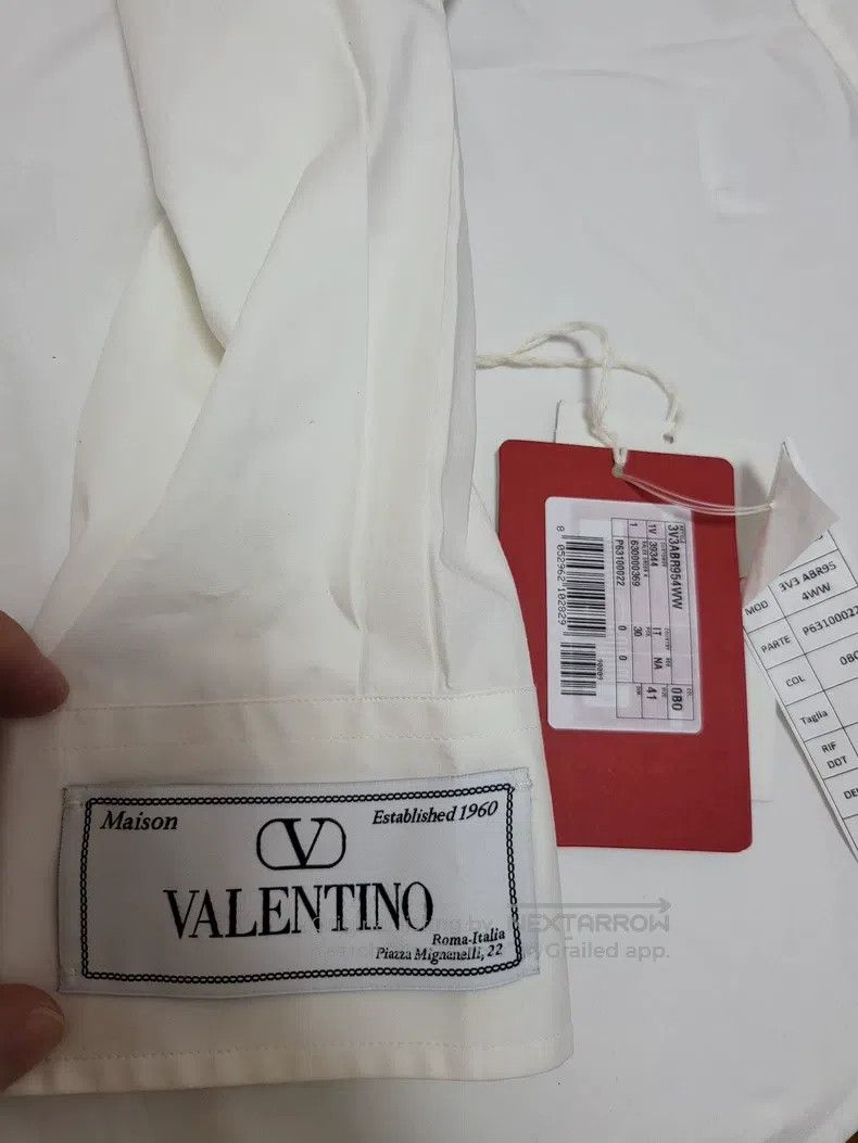 Valentino Valentino Solid color hidden button lapel long-sleeved shi Size US XL / EU 56 / 4 - 6 Thumbnail