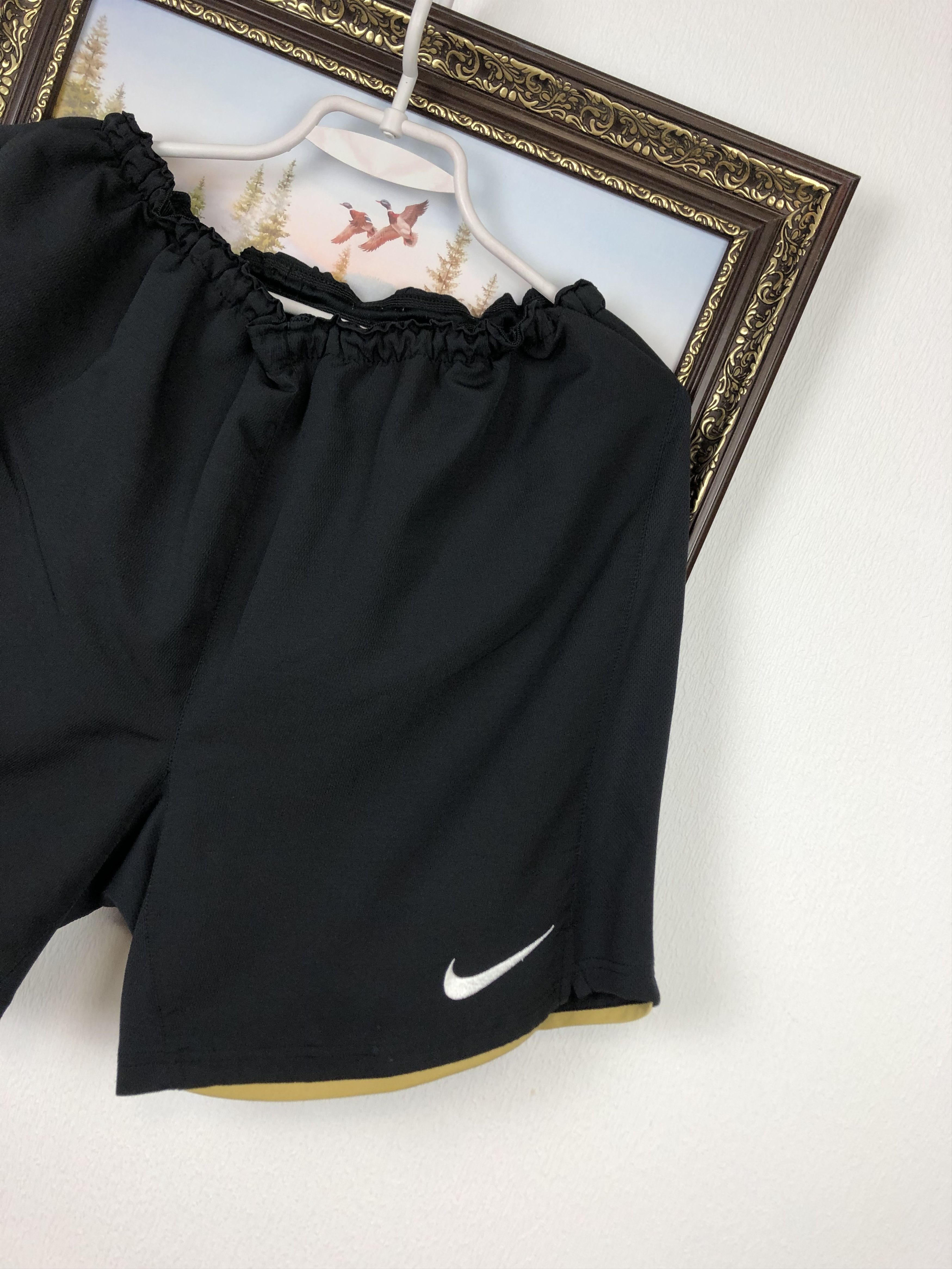Nike Vintage Nike Inter Milan Football Shorts Soccer Athletic L Size US 34 / EU 50 - 2 Thumbnail