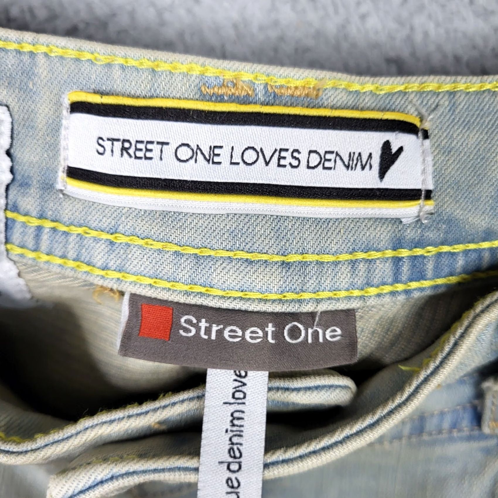 Vintage Be you in Street One CRISSI Loves Denim Women's Light blue jeans Sz 31 Size 24" / US 00 / IT 34 - 2 Thumbnail