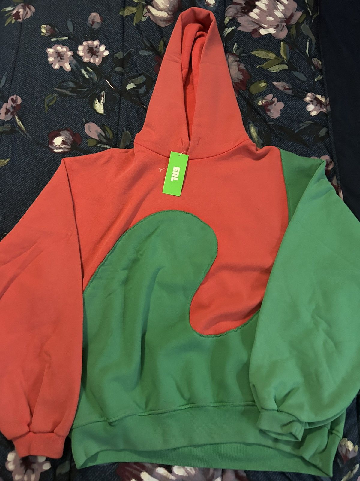 ERL Erl “watermelon” Size US M / EU 48-50 / 2 - 1 Thumbnail