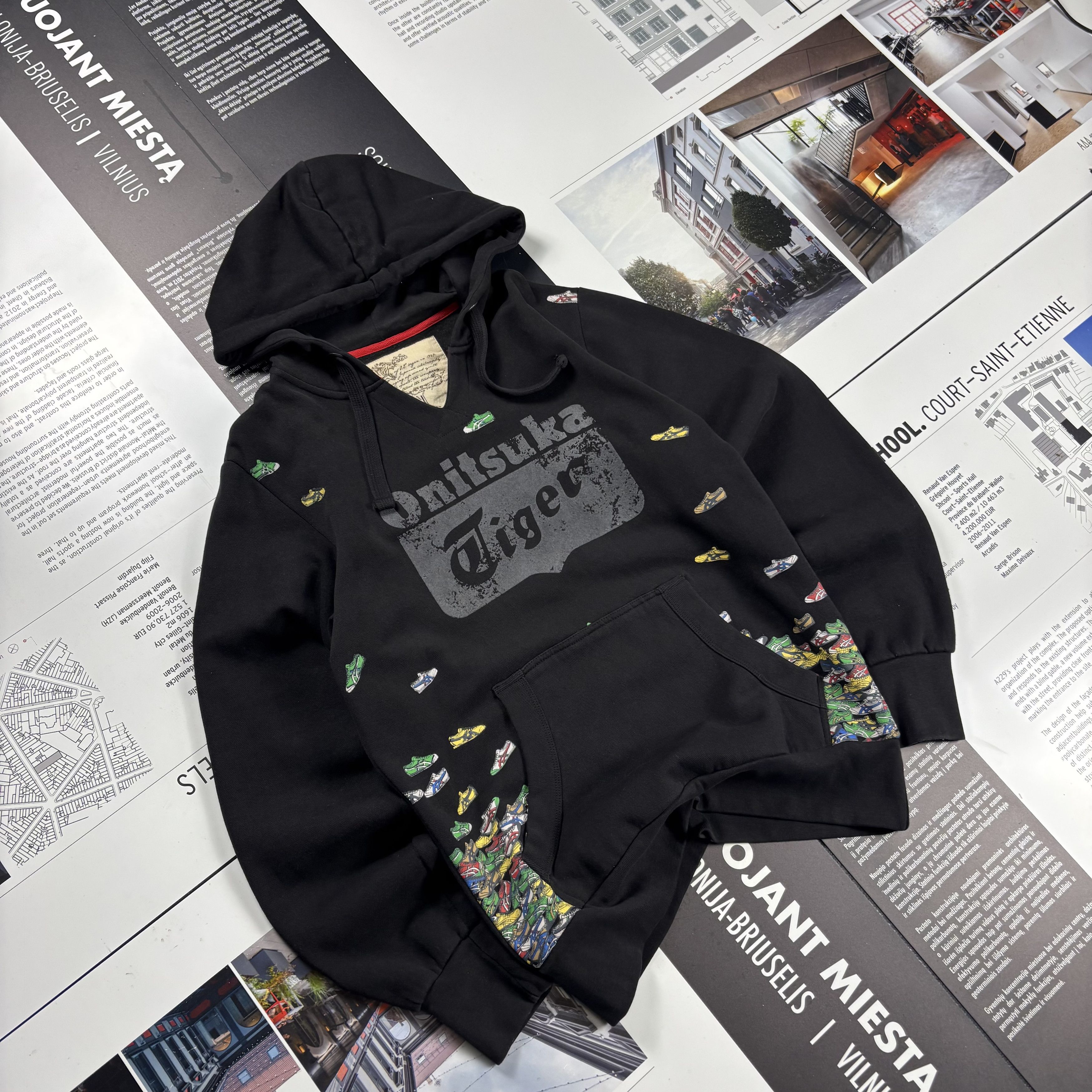Onitsuka Tiger Onitsuka Tiger Hoodie Size US L / EU 52-54 / 3 - 2 Thumbnail