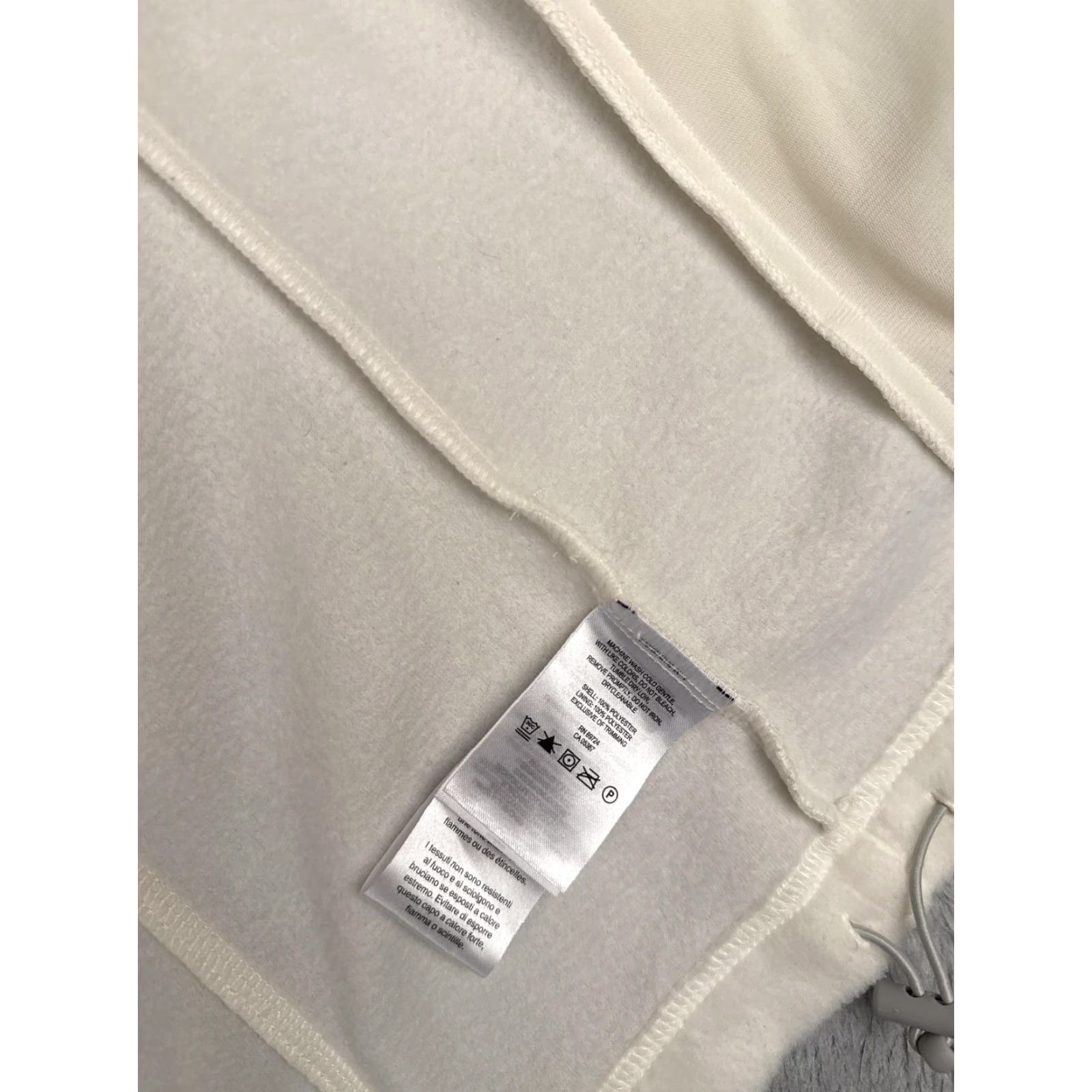 Pinko Columbia Jacket Womens Medium White Fleece Full Zip Outdoor Hiking Pink Ribbon Embroidered Logo Pockets Size M / US 6-8 / IT 42-44 - 4 Thumbnail
