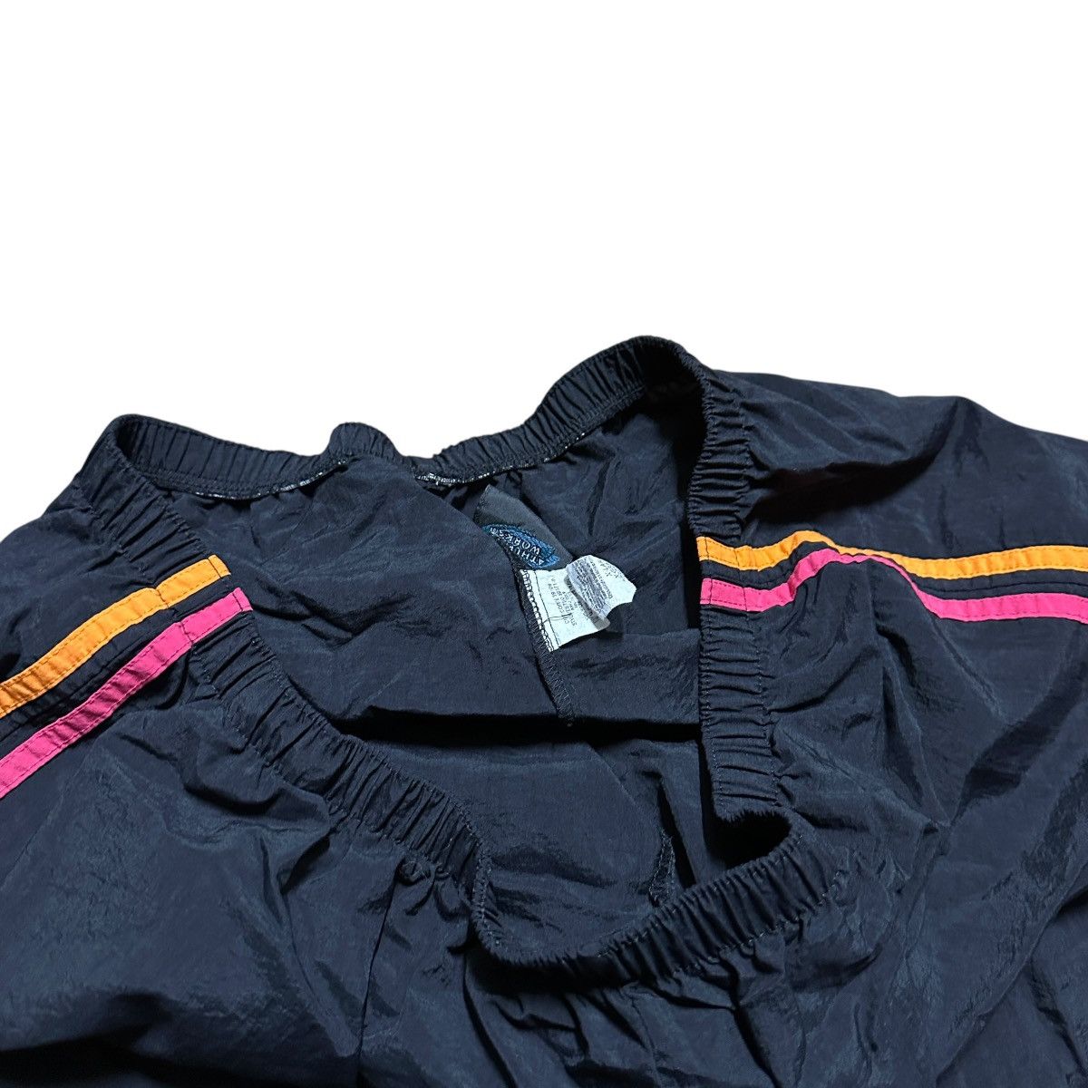 Athletic Works × Vintage Vintage 90s Athletic Works Windbreaker Shorts Size US 36 / EU 52 - 8 Thumbnail