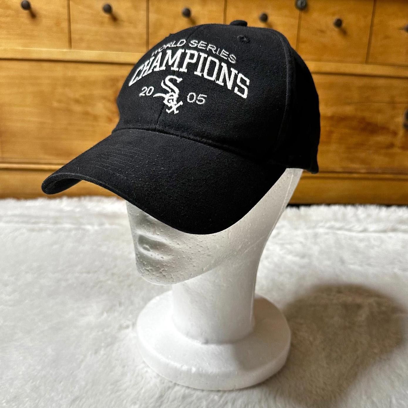 Designer Vintage Chicago White Sox 2005 MLB Champs Baseball Hat Size ONE SIZE - 1 Thumbnail