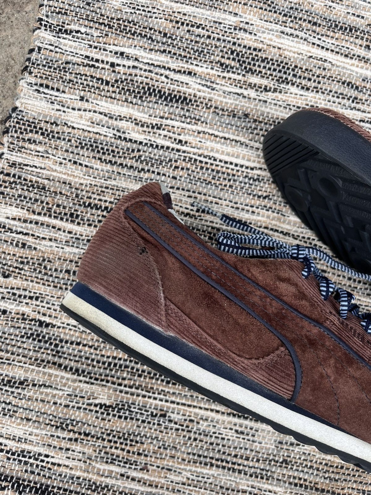 Puma Rare Vintage Puma Corduroy Suede Brown Sneakers Avantgarde Size US 10.5 / EU 43-44 - 4 Thumbnail