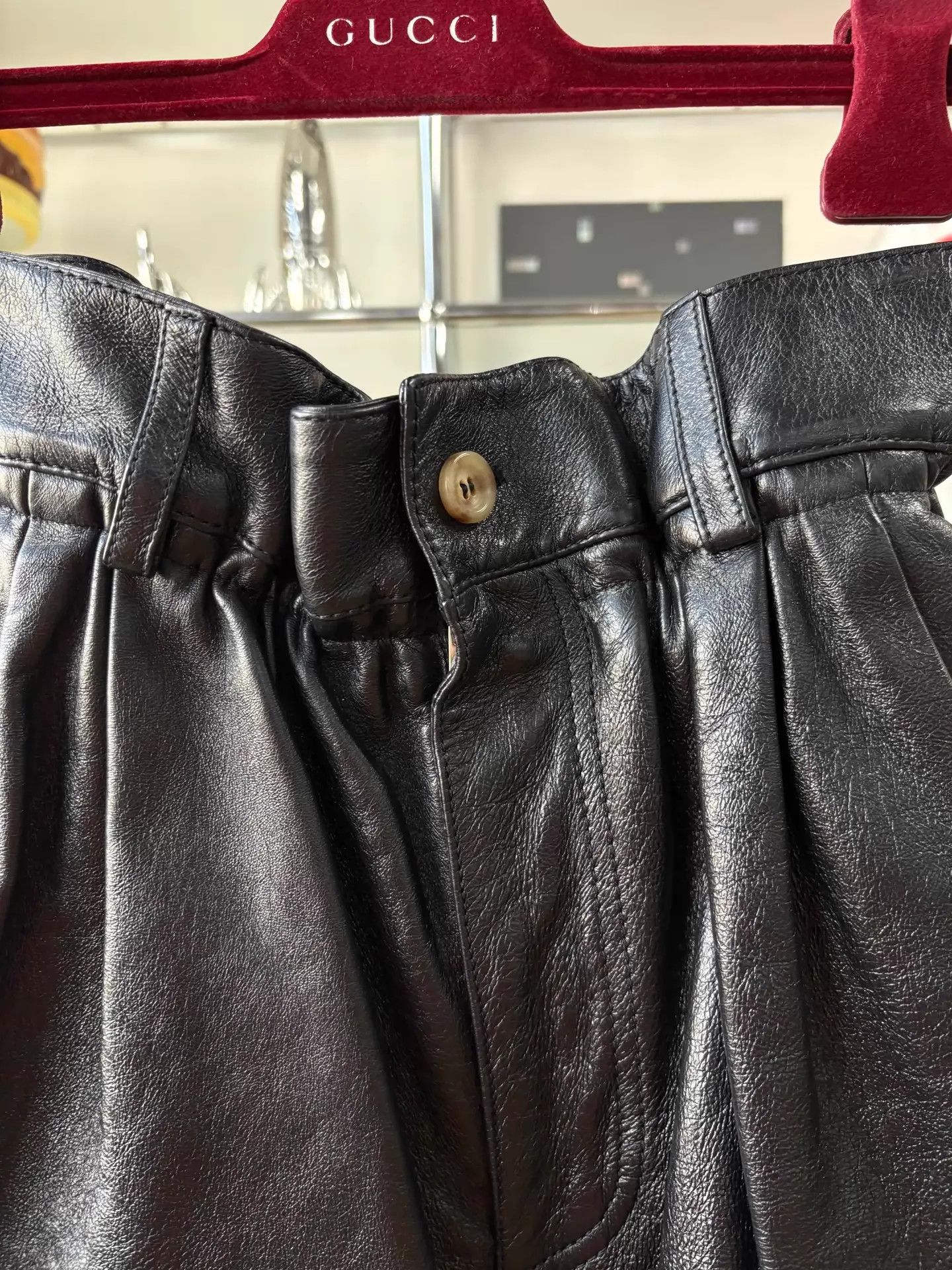 Miu Miu MIUMIU black ruffled waist cuffed leg lambskin short IT40 Size 27" / US 4 / IT 40 - 5 Thumbnail