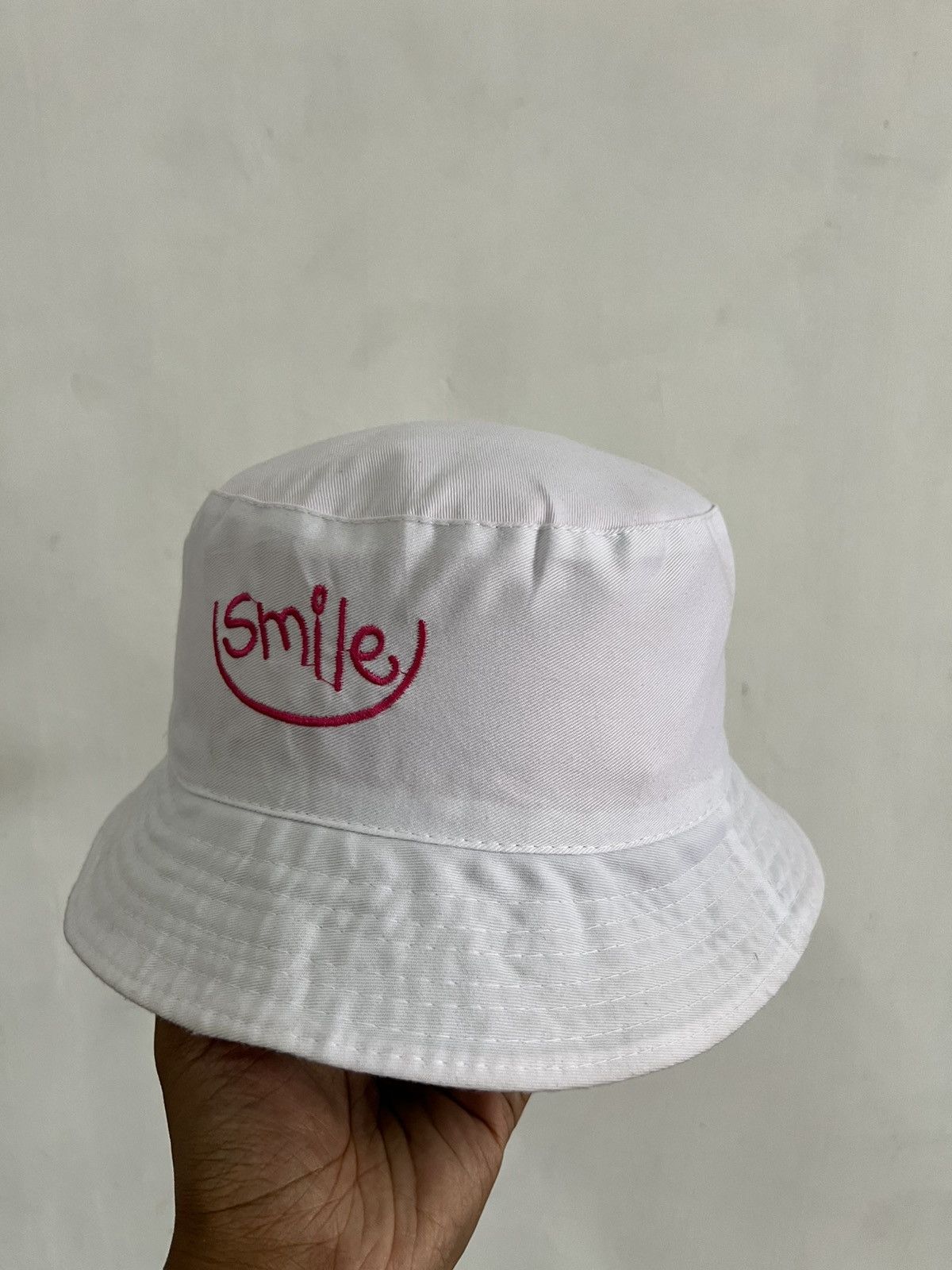 Japanese Brand Smiley Reversible Bucket Hat Size ONE SIZE - 9 Thumbnail