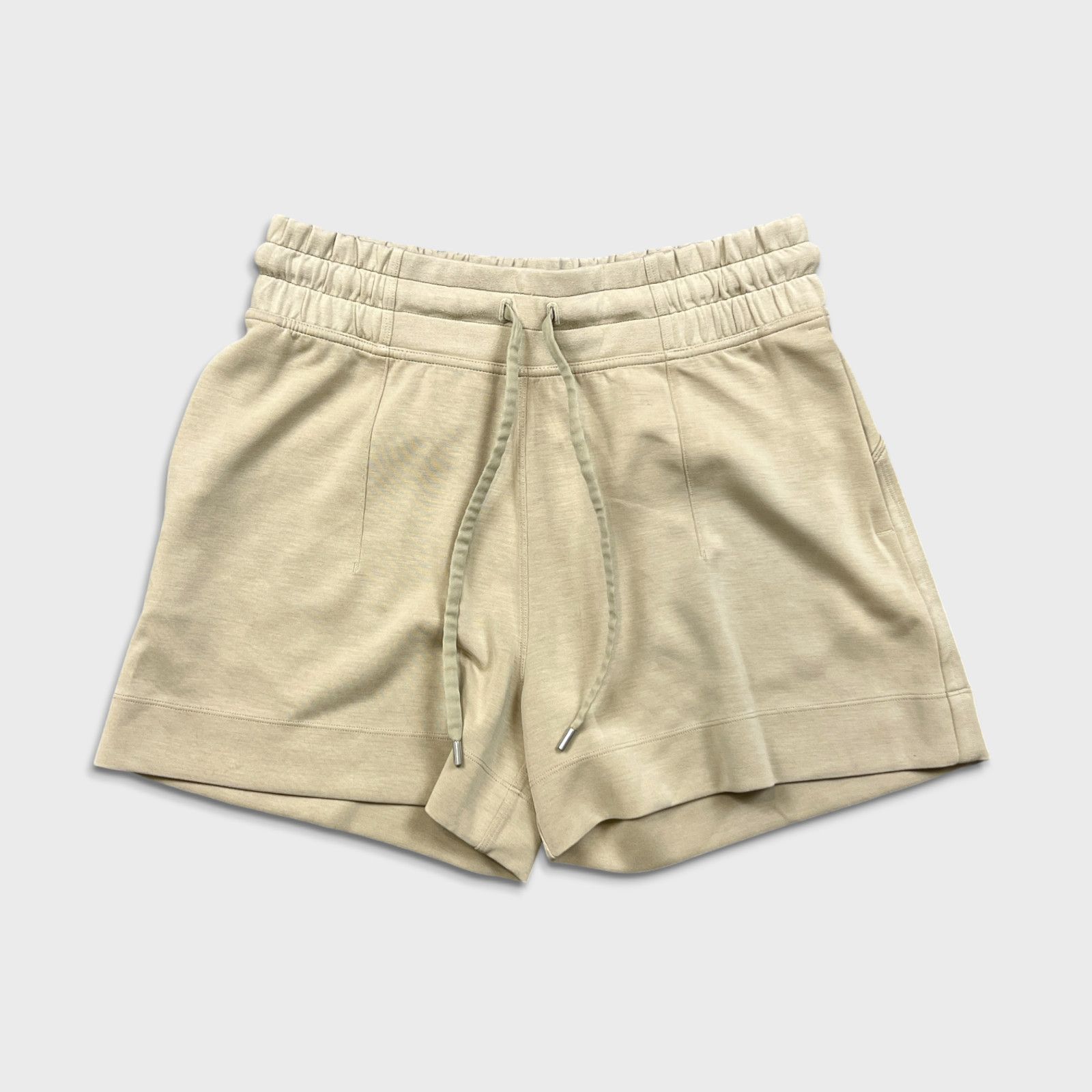Lululemon Lululemon Soft Ambitions High Rise Shorts sz 8 Pocketed Size 30" / US 8 / IT 44 - 1 Thumbnail