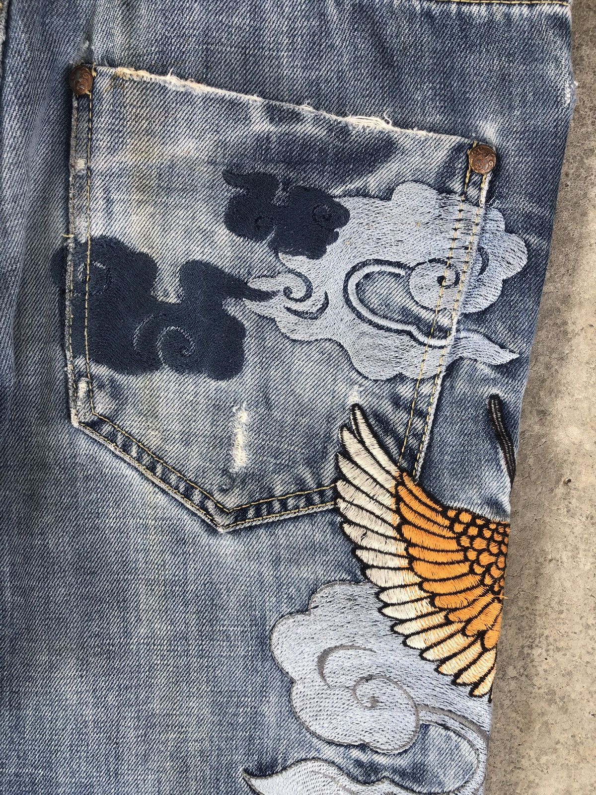 Japanese Brand Japanese Big Train Embroidered Jeans Distressed Jeans Size US 29 - 16 Thumbnail
