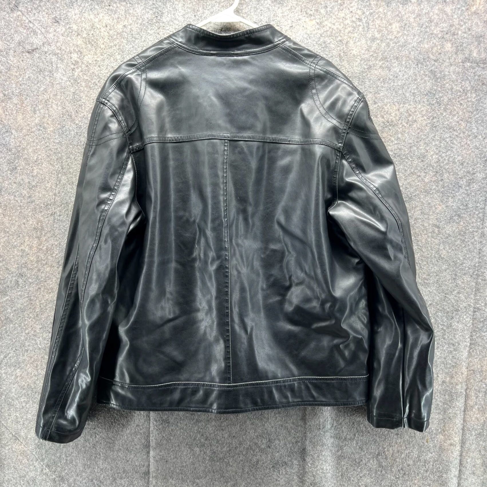 Vintage VINTAGE Columbia Jacket Men L Black Motorcycle 90s Leather Bomber Sportswear Size US L / EU 52-54 / 3 - 6 Thumbnail