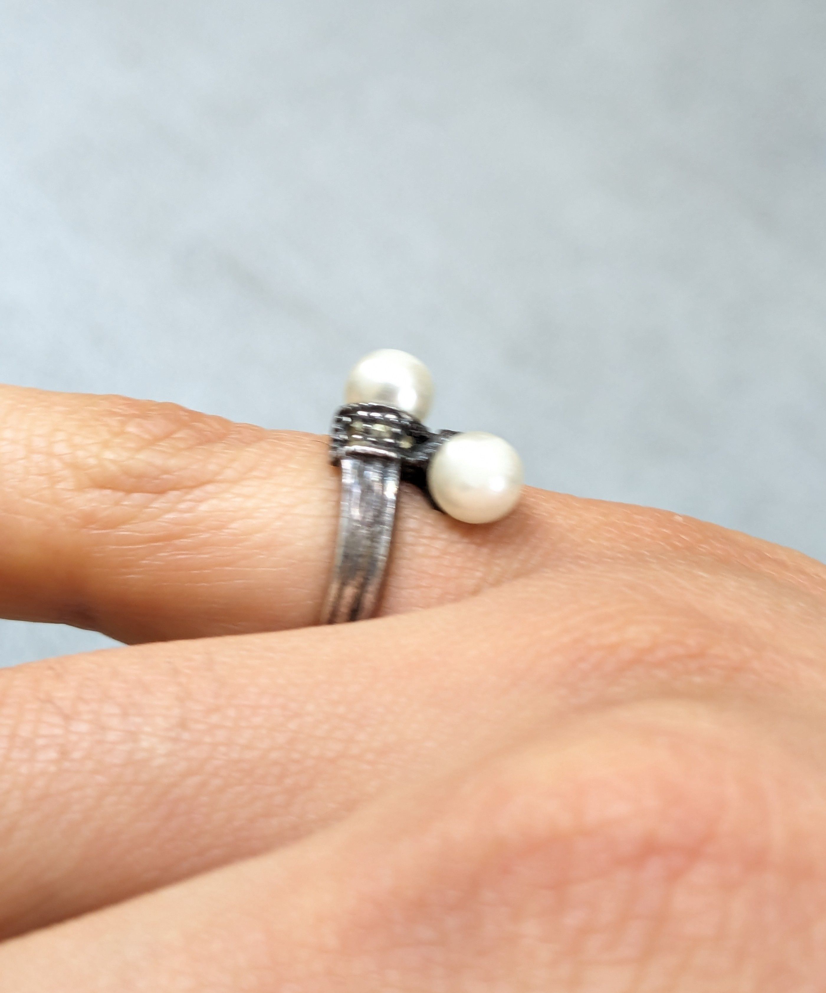 Jewelry Vintage Sterling Silver Ring 6.75 Faux Pearl Modern Minimal Size ONE SIZE - 2 Thumbnail
