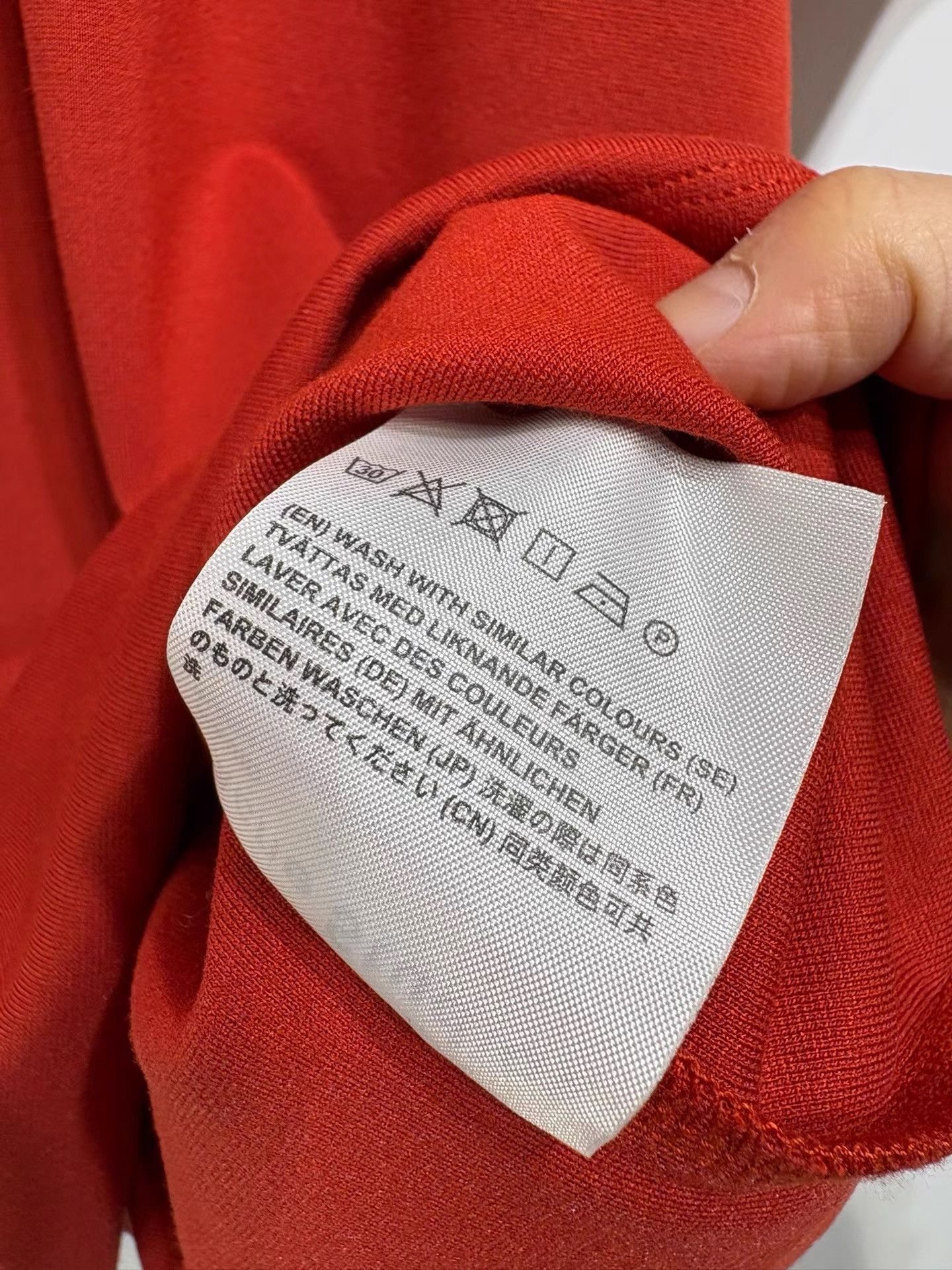Acne Studios Acne Studios Men's Red Short Sleeve T-shirt K29 Size US S / EU 44-46 / 1 - 5 Thumbnail