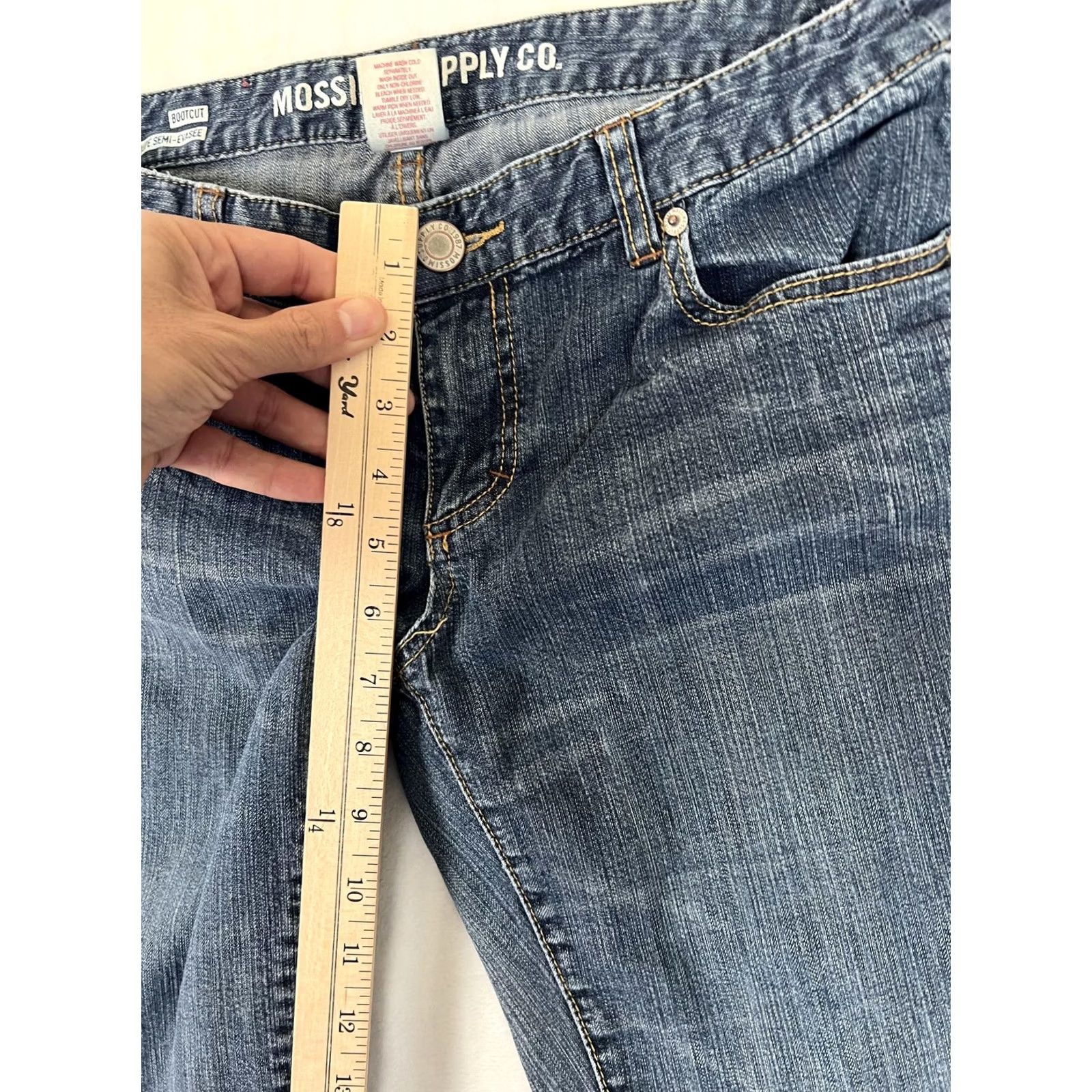 Mossimo Mossimo Supply Co. Jeans Bootcut Women’s 11S Blue Low Rise Stretch Denim Size 32" / US 10 / IT 46 - 3 Thumbnail