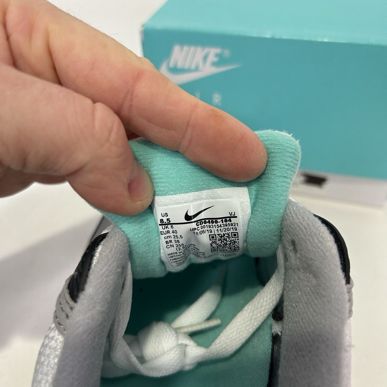 Nike Nike Air Max 90 Recraft WMNS “Hyper Turquoise" Size US 8.5 / IT 38.5 - 6 Thumbnail