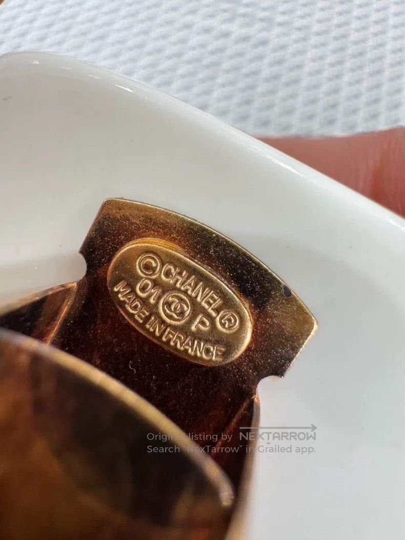Chanel Chanel White acrylic hair clip Size ONE SIZE - 4 Thumbnail