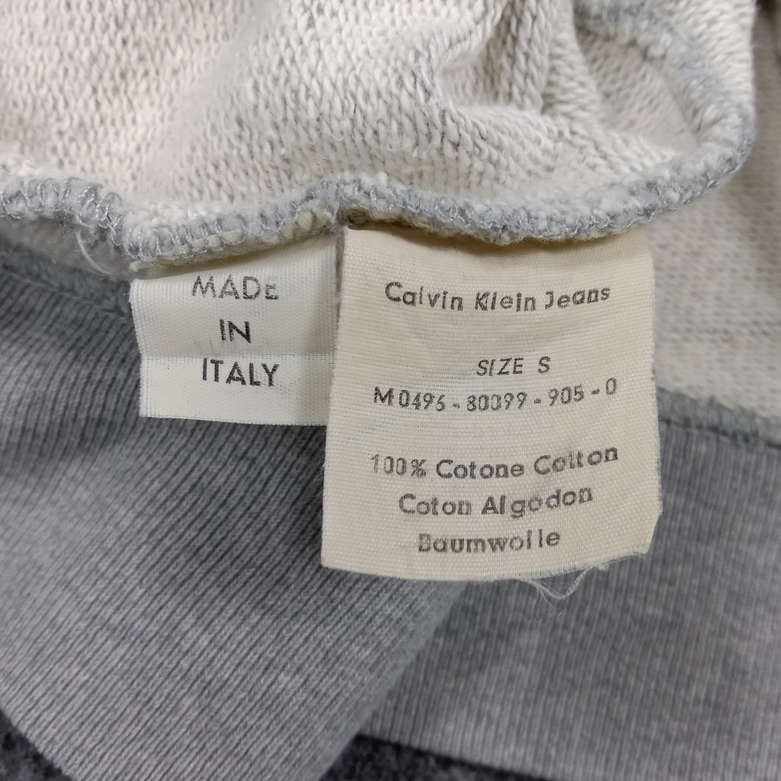 Calvin Klein Calvin Klein Italian Brand Embroidered Sweatshirt C287N34 Size US M / EU 48-50 / 2 - 7 Thumbnail