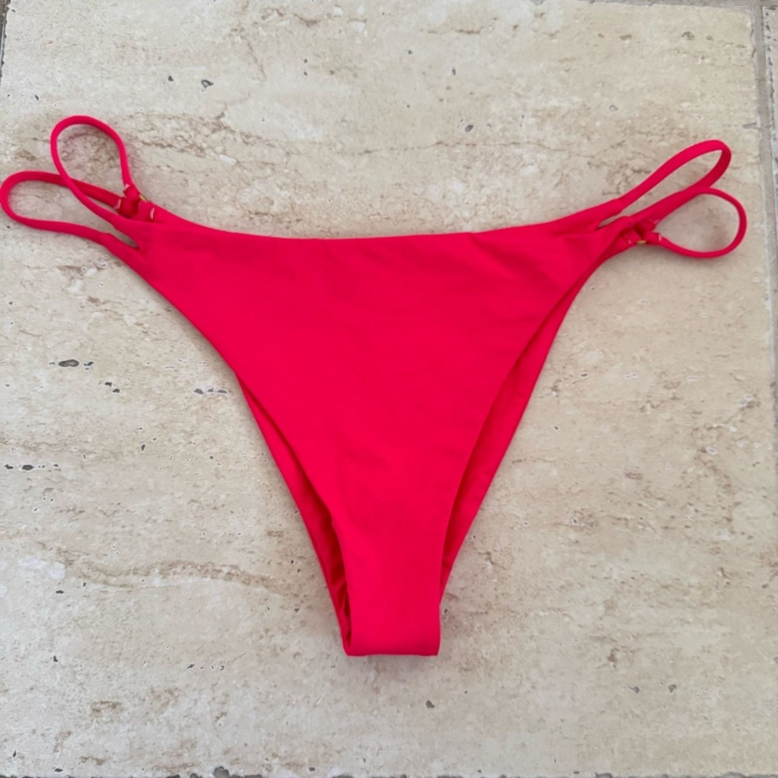 Other NWOT! LSpace Satin Shine Wilder Bikini Bottom Fuchsia Size M Size M / US 6-8 / IT 42-44 - 1 Thumbnail