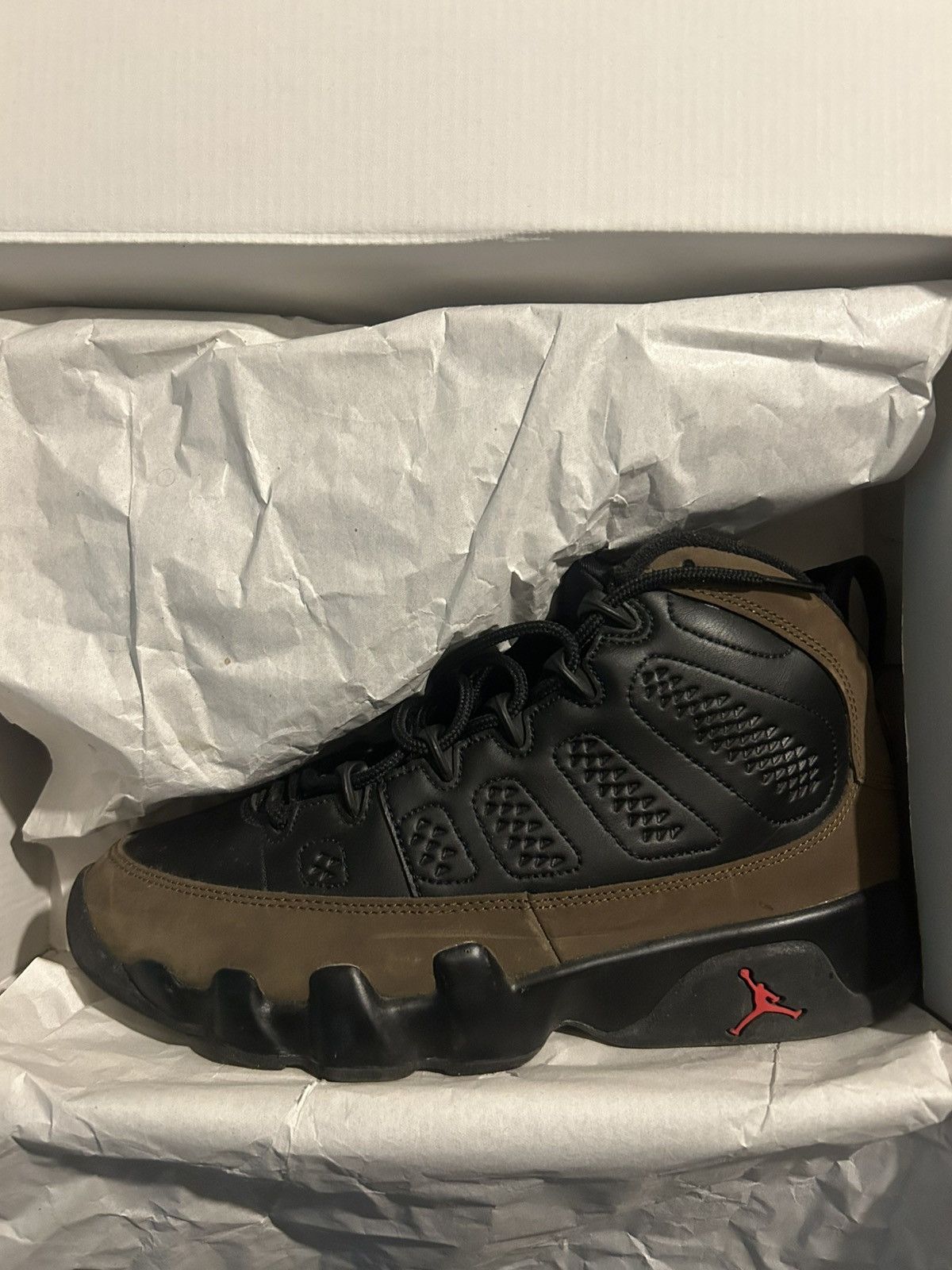 Jordan Brand ‘Olive’ Jordan Retro 9s Size US 7 / EU 40 - 1 Thumbnail