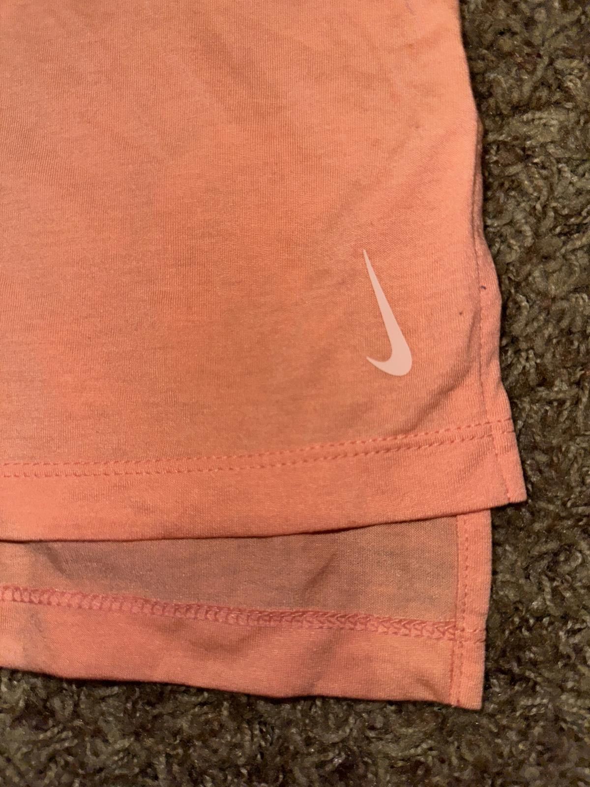 Nike Nike Women's Sleeveless Diffused Orange Layer Tank Top Size S / US 4 / IT 40 - 2 Thumbnail