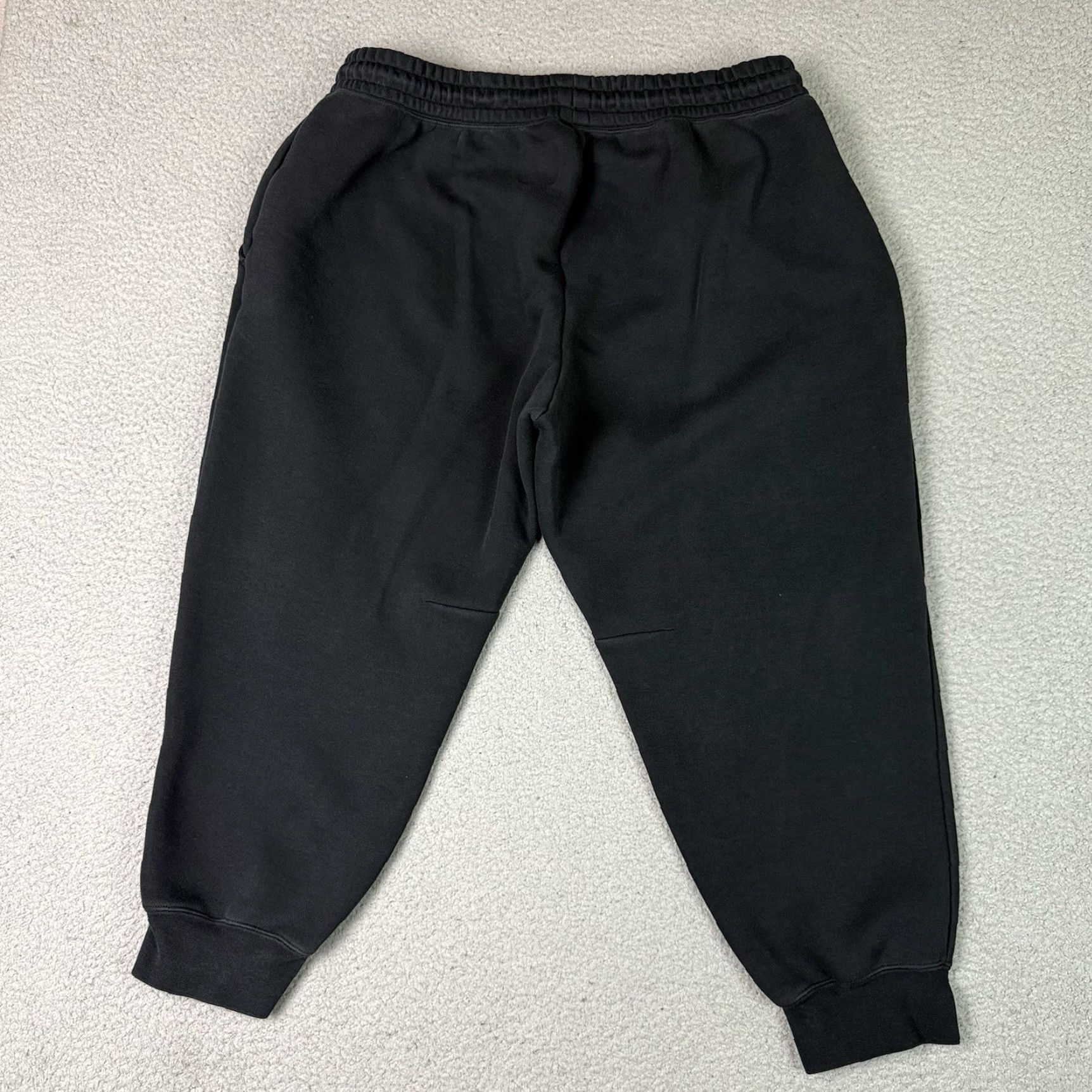 Nike VINTAGE Nike Tech Sweatpants Womens 1X Black Joggers FB8332 Pocket Drawstring Casual BLK Size 40" / US 18 - 6 Thumbnail