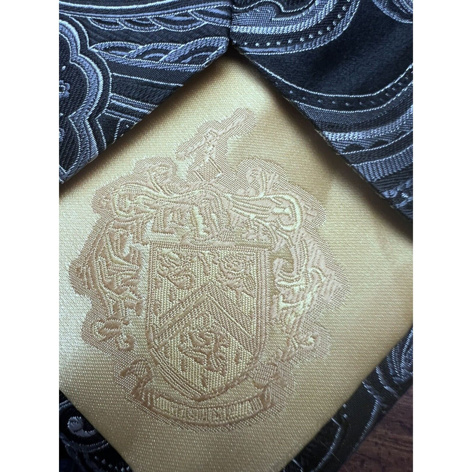 Donald Trump DONALD J. TRUMP MEN'S TIE BLACK/PAISLEY Width 4” Length 60” Size ONE SIZE - 5 Thumbnail