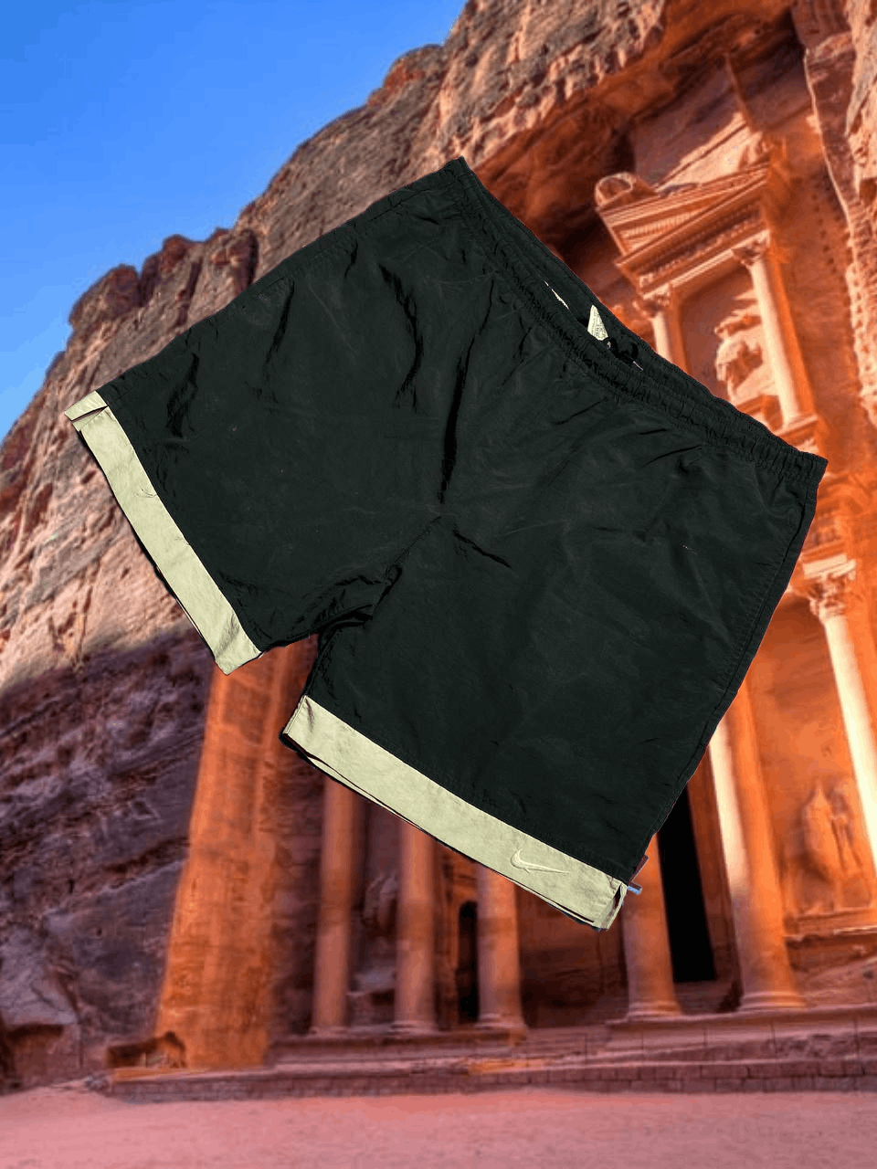 Nike Vintage shorts black NIKE streetwear Y2K size XL Size US 36 / EU 52 - 1 Thumbnail