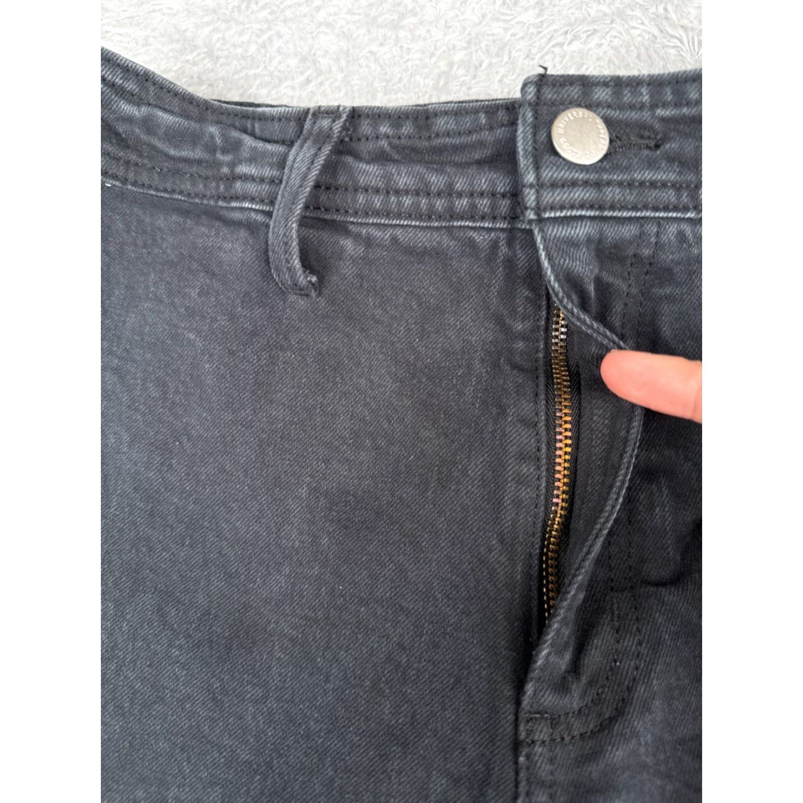 Vintage Universal Thread Jeans Women 4 Black Denim Wide Leg Ankle High Rise Cotton 26x28 Jeans Womens 26 28 Black 90s Vintage? Size 27" / US 4 / IT 40 - 5 Thumbnail
