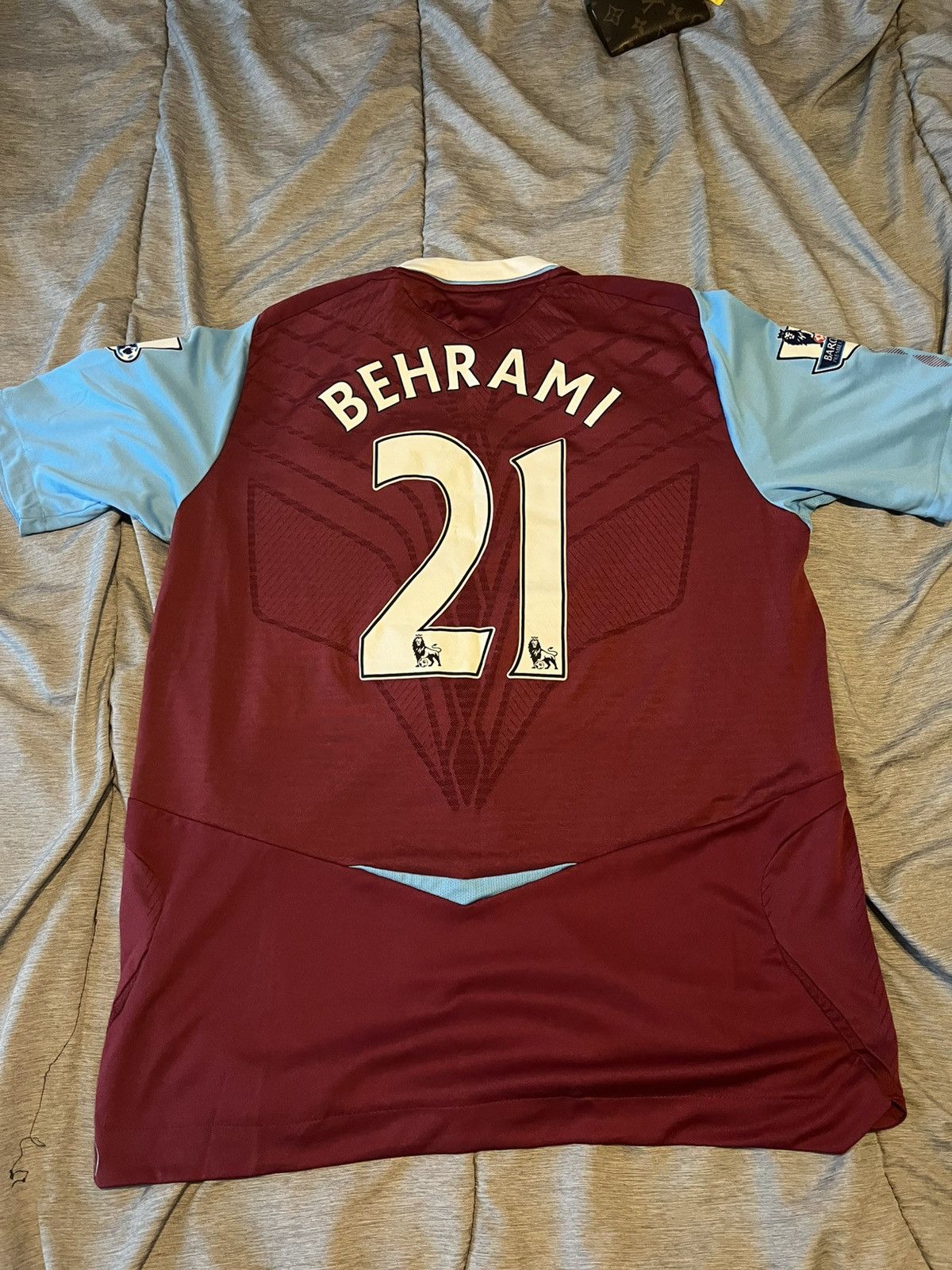 Umbro × Vintage Vintage West Ham United Jersey Size US L / EU 52-54 / 3 - 4 Thumbnail