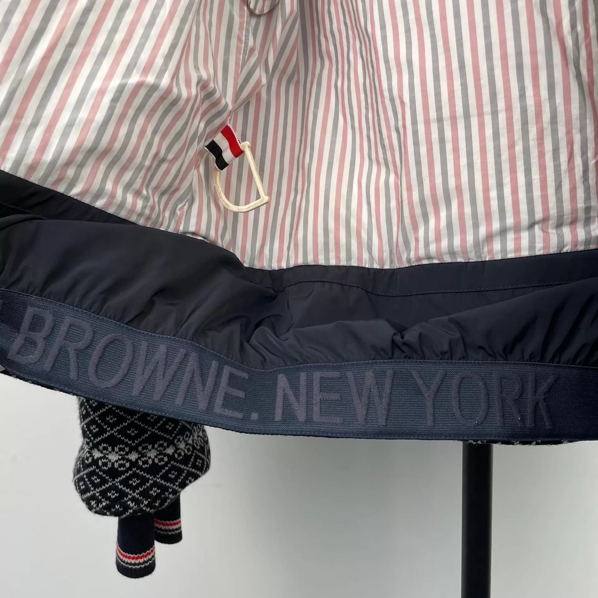 Thom Browne tb gray puffer jacket size 3 Size L / US 10 / IT 46 - 9 Thumbnail