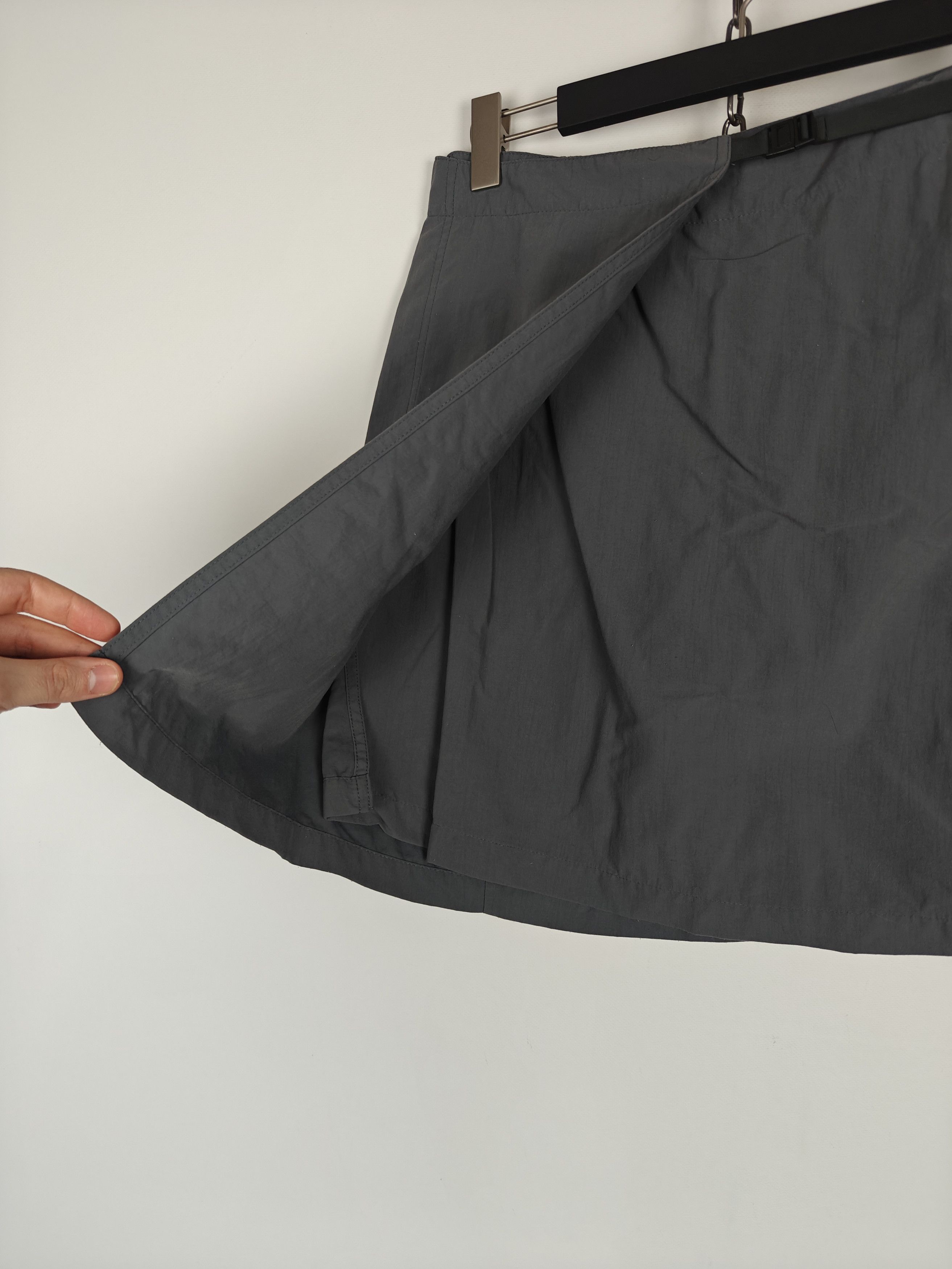Patagonia Patagonia Nylon Skirt Outdoor Gray size 8 Size 30" / US 8 / IT 44 - 6 Thumbnail