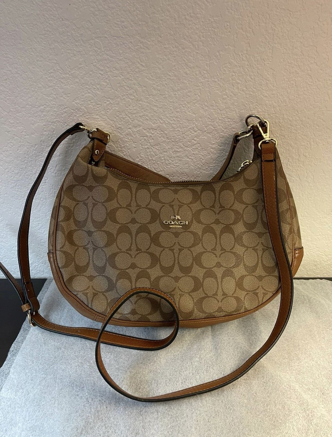 Coach COACH HARLEY EAST/WEST HOBO IN SIGNATURE shoulder bag Size ONE SIZE - 1 Thumbnail