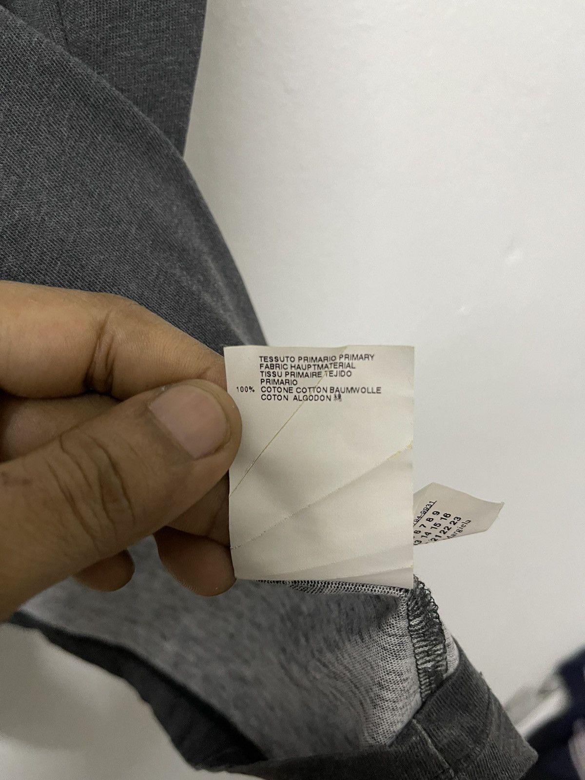 Maison Margiela SS 2019 MAISON MARGIELA CUT AND SEW TSHIRT RARE DESIGN Size S / US 4 / IT 40 - 15 Thumbnail