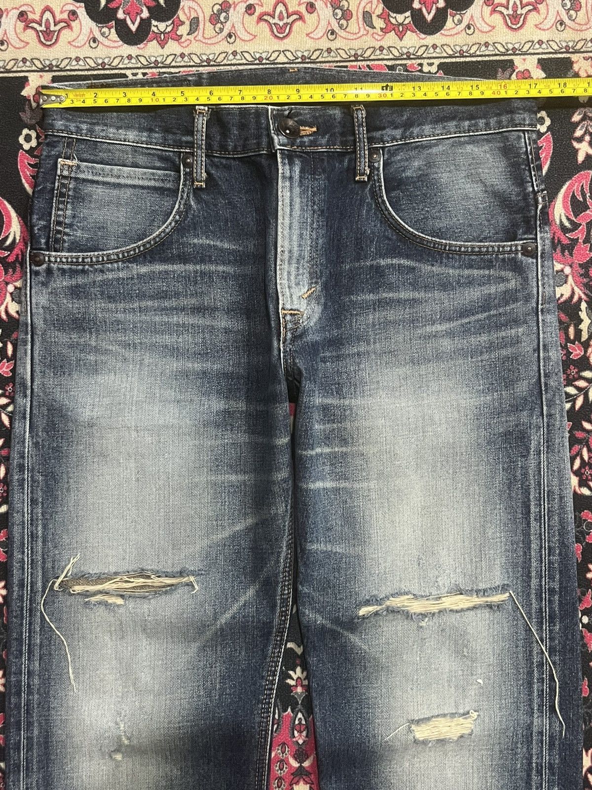 Edwin Vintage Edwin Exclusive Vintage Blue Washed Distressed Jeans Size US 32 / EU 48 - 13 Thumbnail