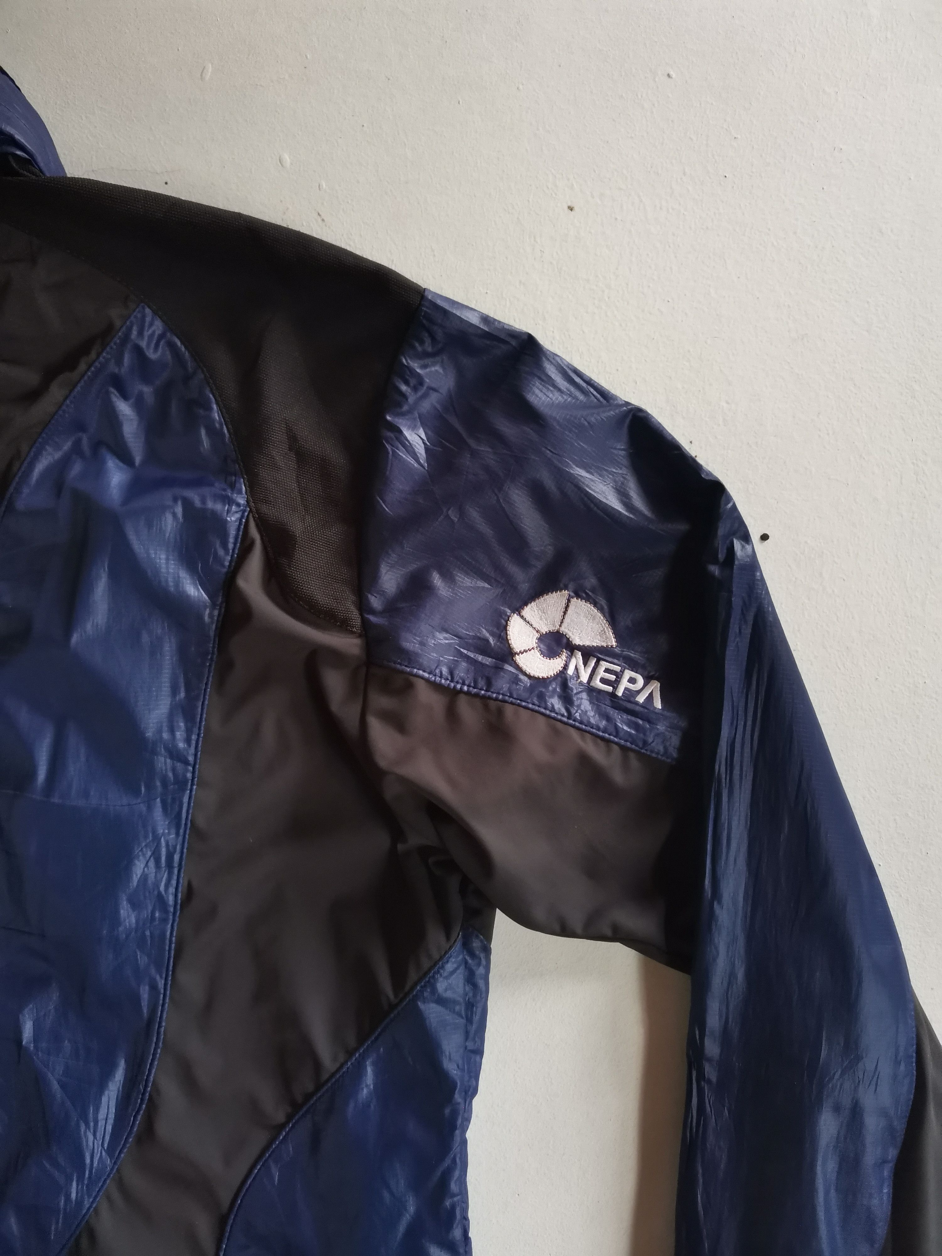Designer × Vintage Vintage Nepa Windbreaker Jacket Size US L / EU 52-54 / 3 - 5 Thumbnail