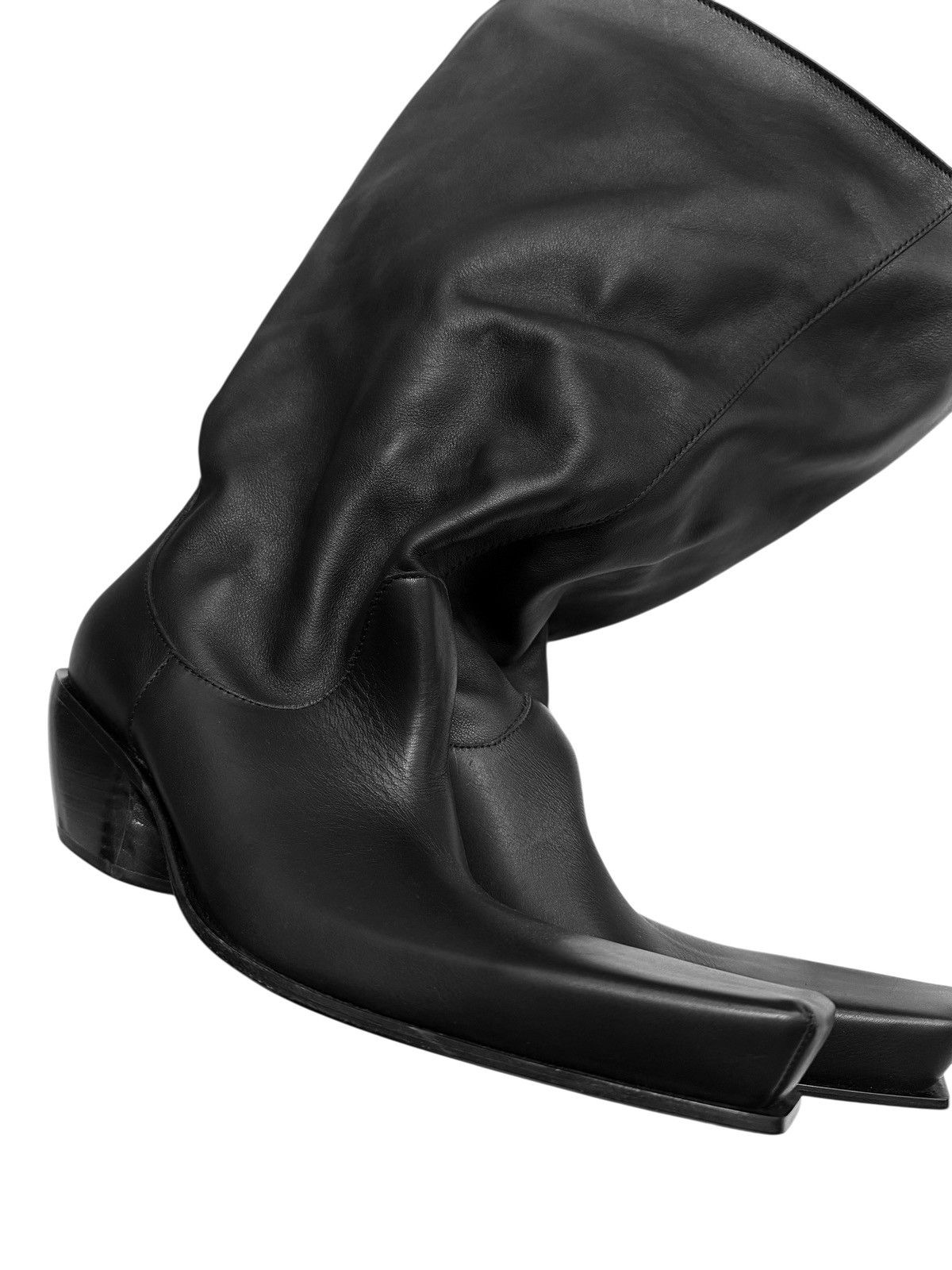 Balenciaga RARE 2024 Rodeo Boot Bag Size ONE SIZE - 7 Thumbnail