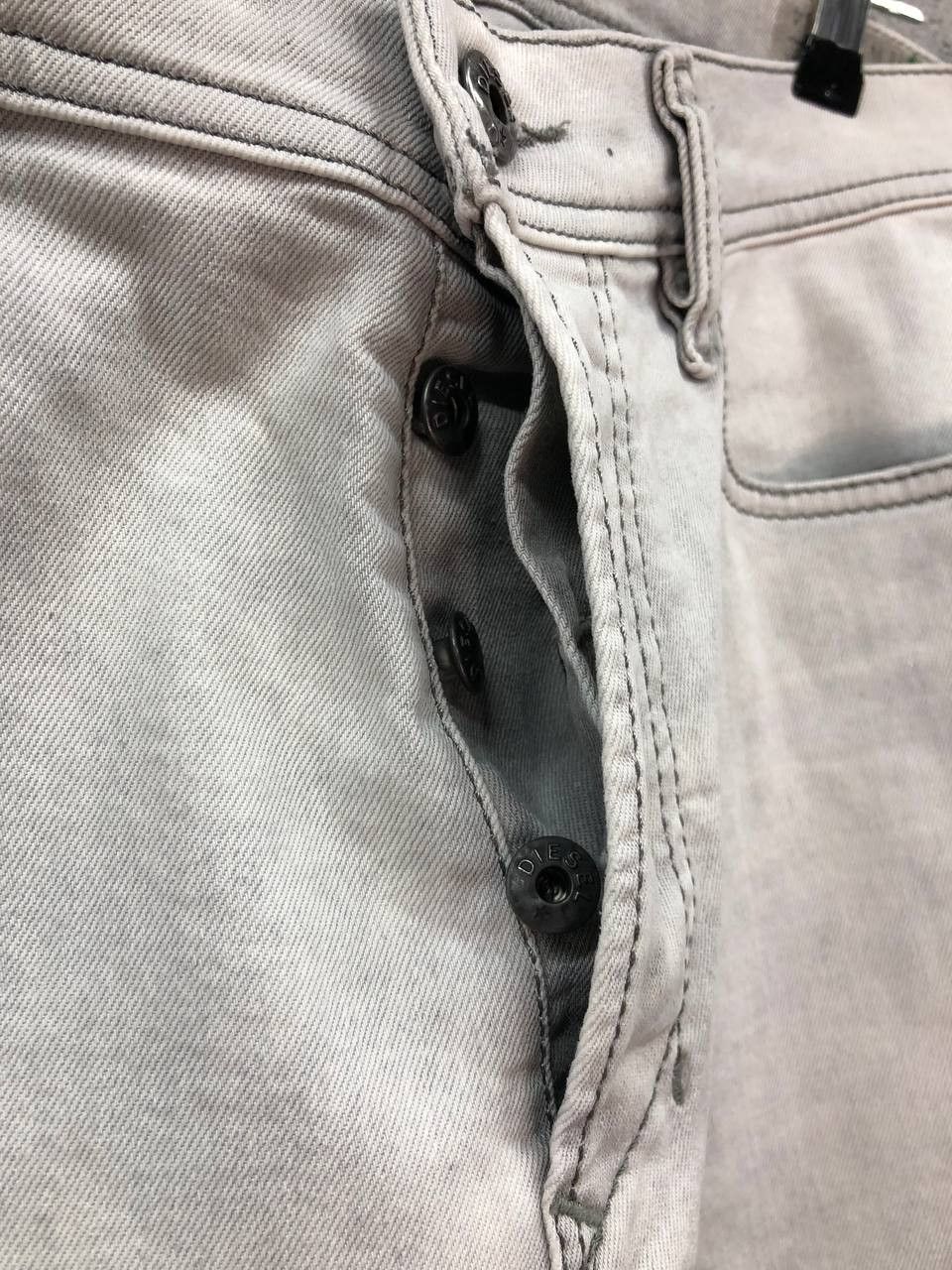 Diesel Diesel mens jeans Tepphar slim carrot W 33 L 32 Size US 33 - 7 Thumbnail