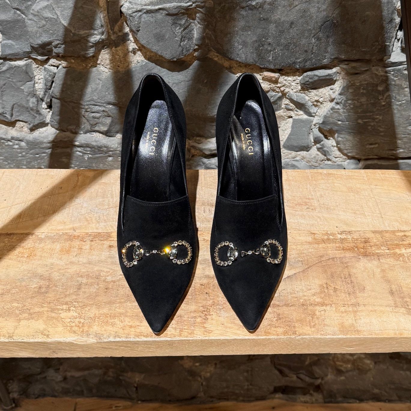 Gucci Gucci Black Suede Crystal Horsebit Pumps Size US 7.5 / IT 37.5 - 2 Thumbnail