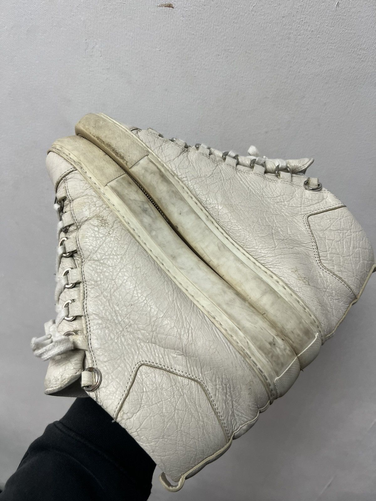Balenciaga Balenciaga Arena High White Leather Shoes Size 39 Size US 6 / EU 39 - 10 Thumbnail
