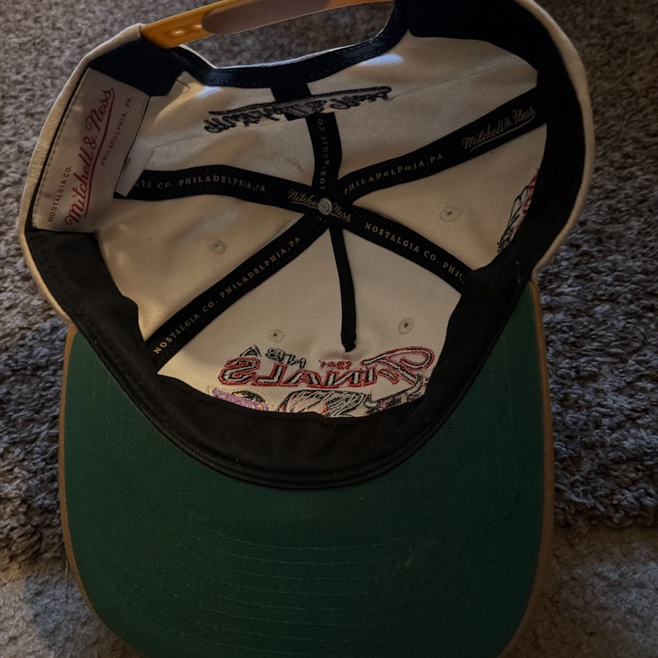 Mitchell & Ness Vintage bulls 1990’s hat Size ONE SIZE - 3 Thumbnail