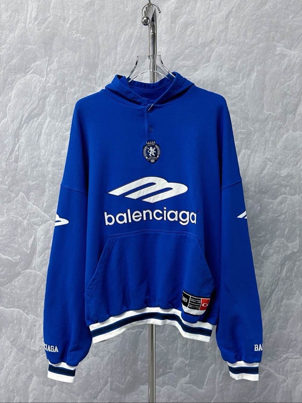 Balenciaga Balenciaga Football Logo Hoodie Size XS Size US XS / EU 42 / 0 - 1 Thumbnail