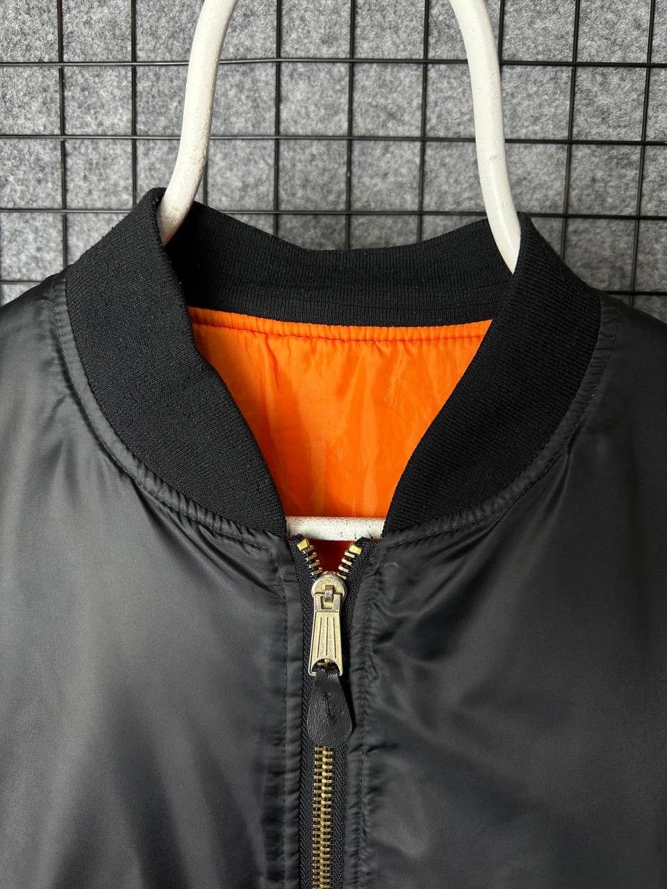 Japanese Brand Vintage MA-1 Mil-tec bomber jacket Reversible size XLarge Size US XL / EU 56 / 4 - 2 Thumbnail