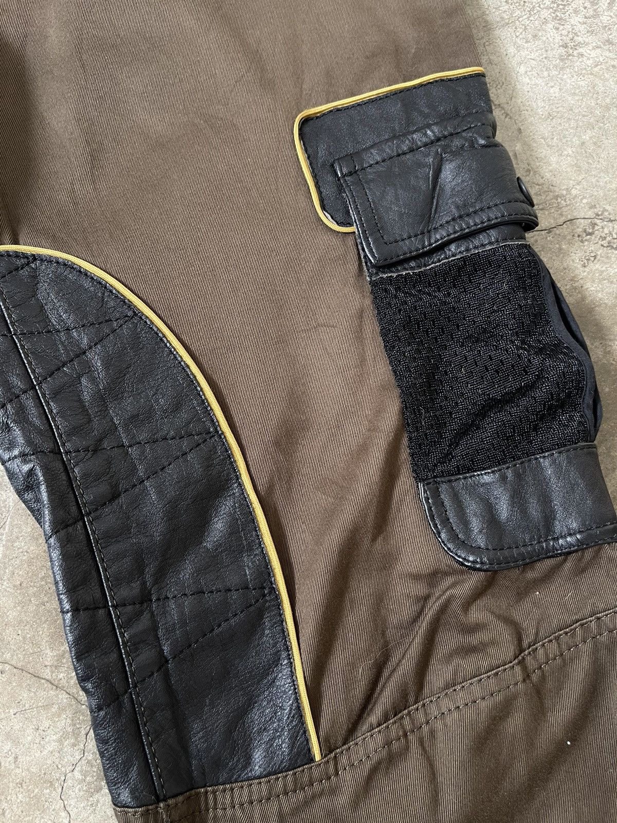 Issey Miyake Issey Miyake Cargo Mesh Pocket Leather Trim Biker Pants Size US 31 - 8 Thumbnail