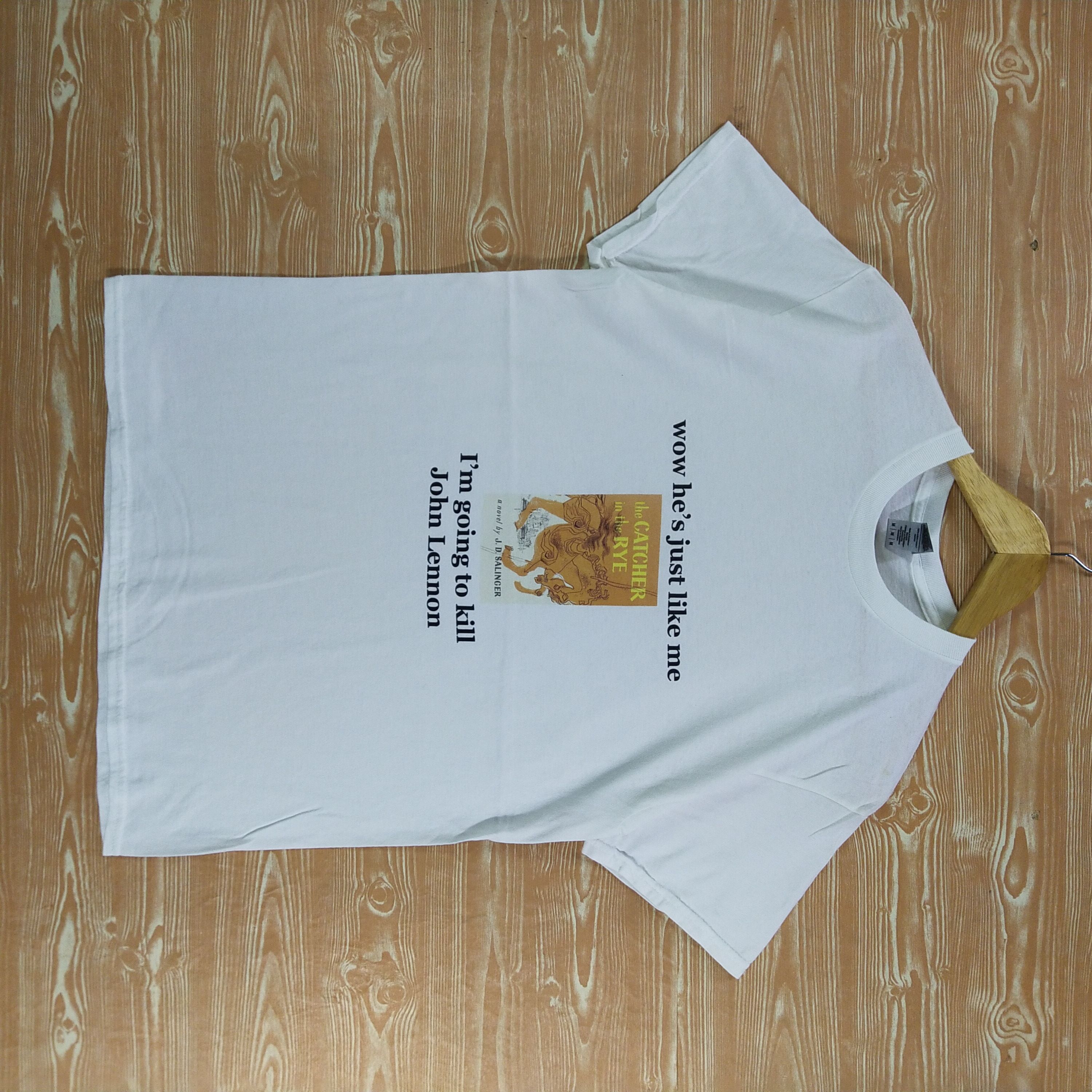 Band Tees Im Going To Kill John Lennon Novel by J.D Salinger Size US M / EU 48-50 / 2 - 1 Thumbnail
